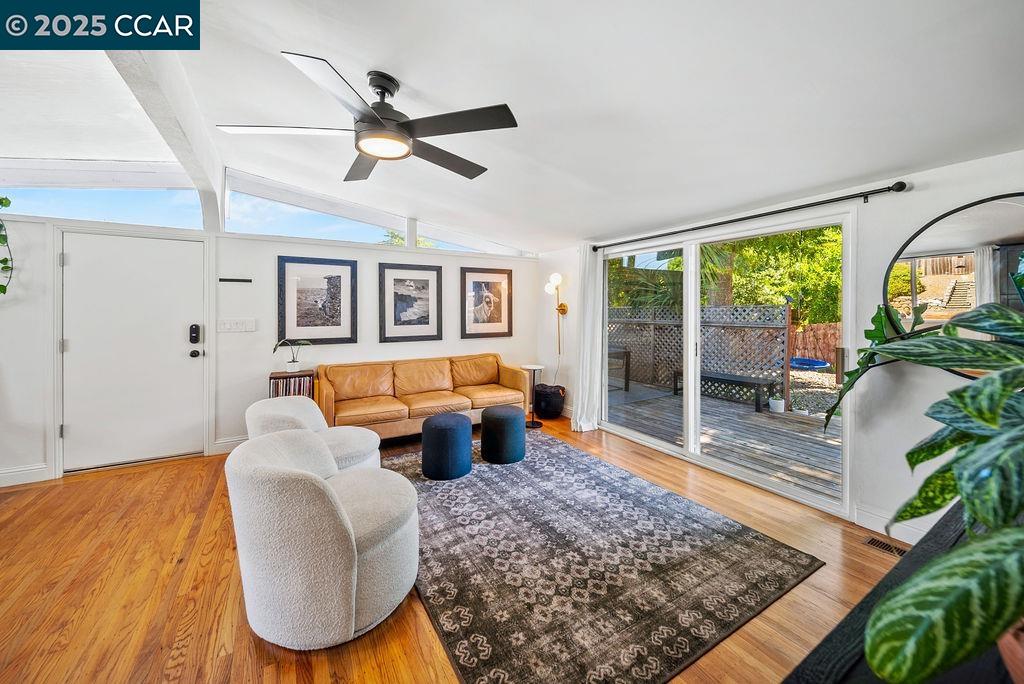 Detail Gallery Image 10 of 41 For 311 Jordan Ct, Martinez,  CA 94553 - 3 Beds | 2 Baths
