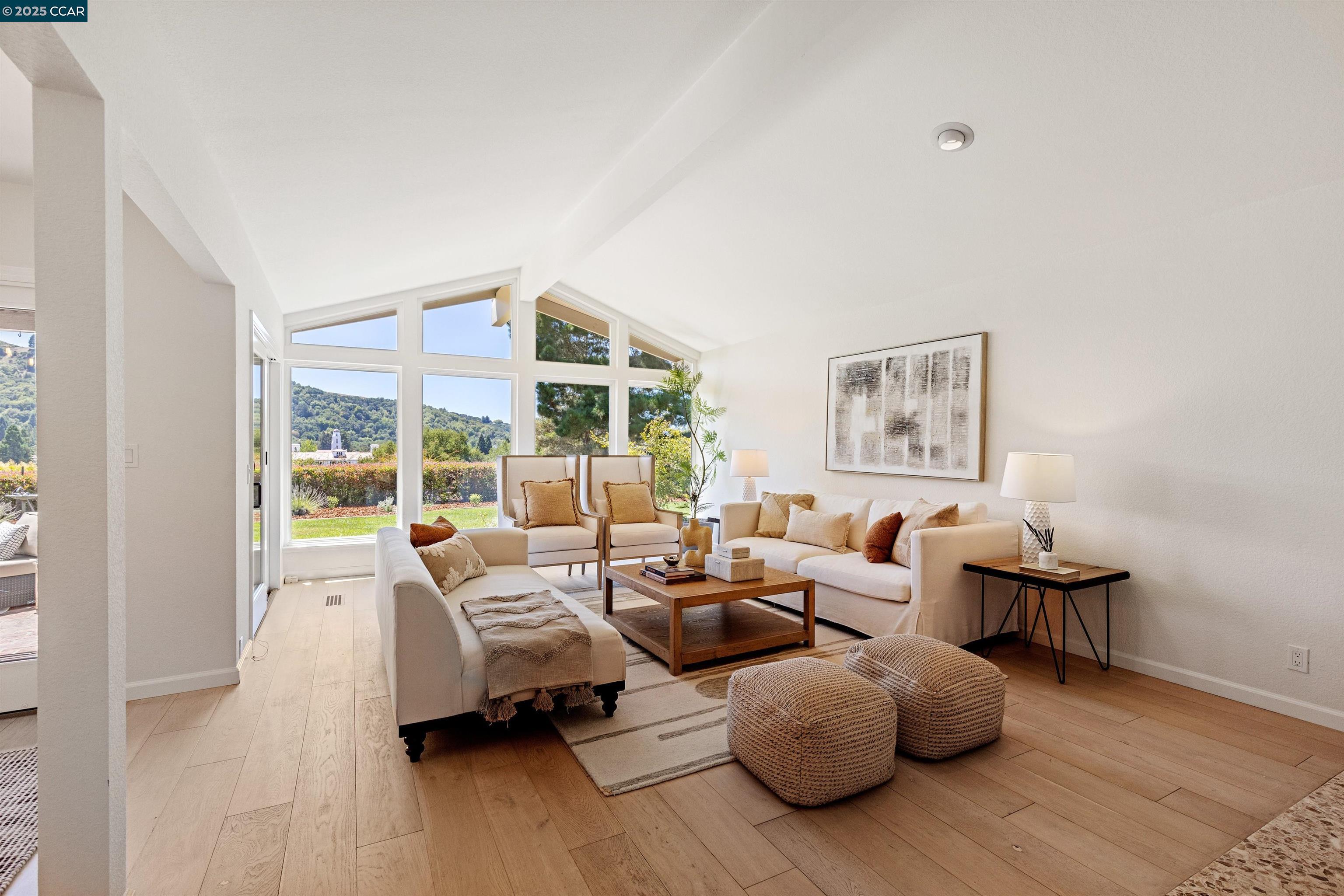 Detail Gallery Image 22 of 55 For 11 Breck Ct, Moraga,  CA 94556 - 4 Beds | 2/1 Baths
