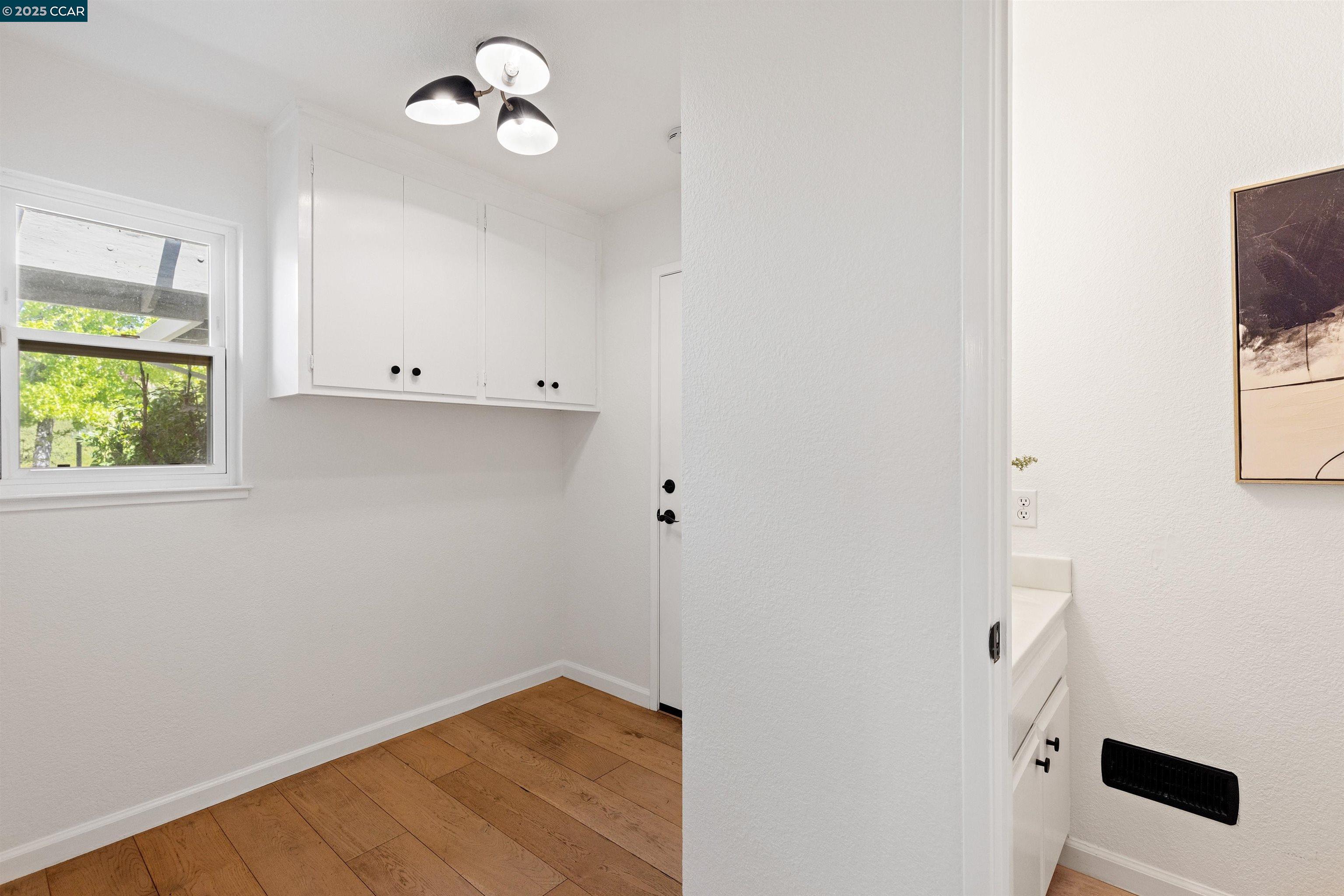 Detail Gallery Image 29 of 55 For 11 Breck Ct, Moraga,  CA 94556 - 4 Beds | 2/1 Baths