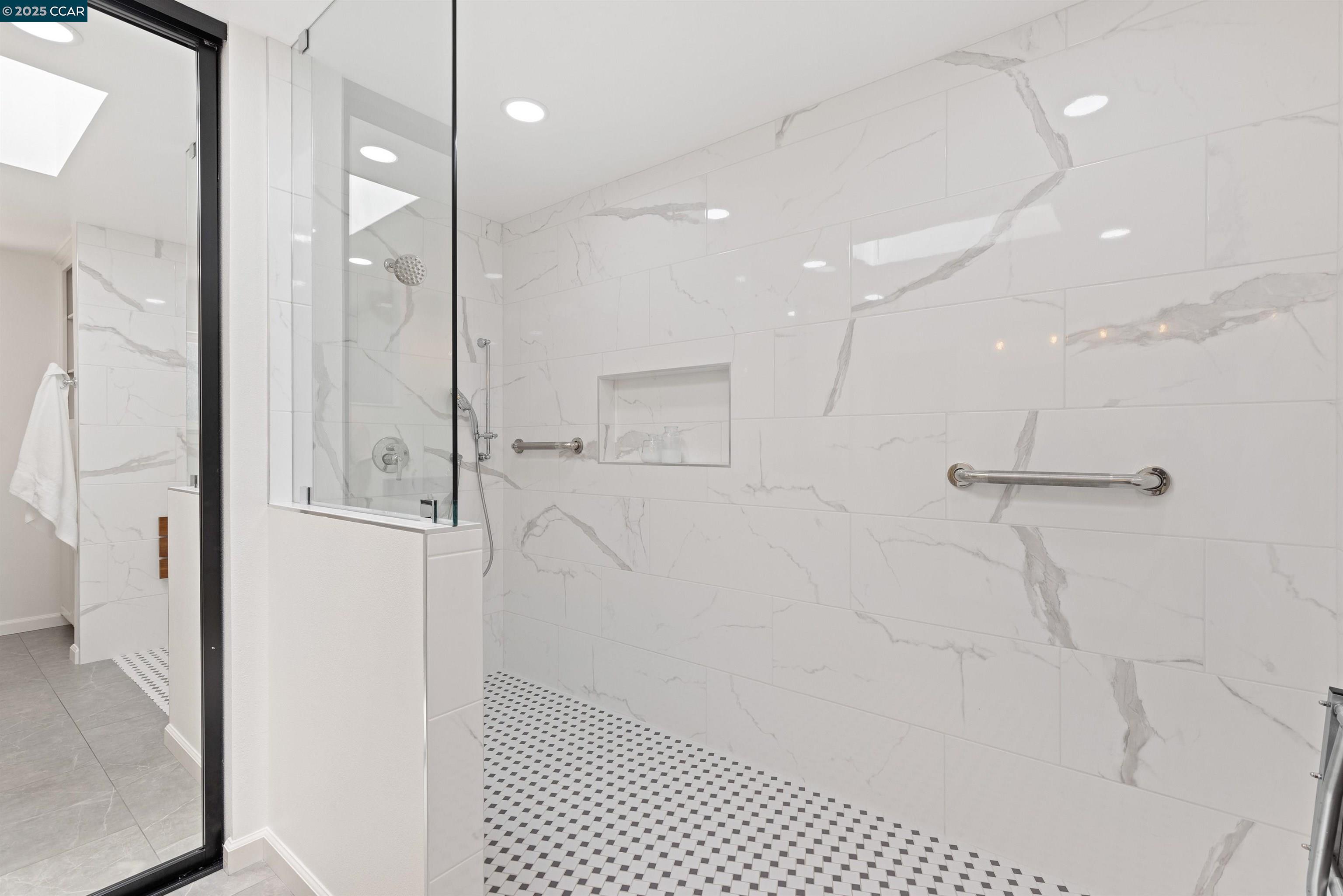 Detail Gallery Image 40 of 55 For 11 Breck Ct, Moraga,  CA 94556 - 4 Beds | 2/1 Baths