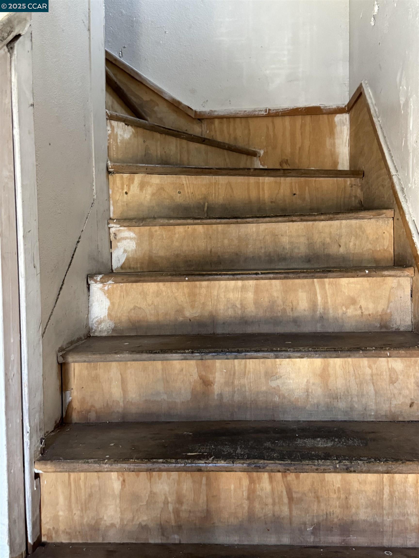 Detail Gallery Image 21 of 42 For 1436 Peralta St, Oakland,  CA 94607 - 10 Beds | 2/1 Baths
