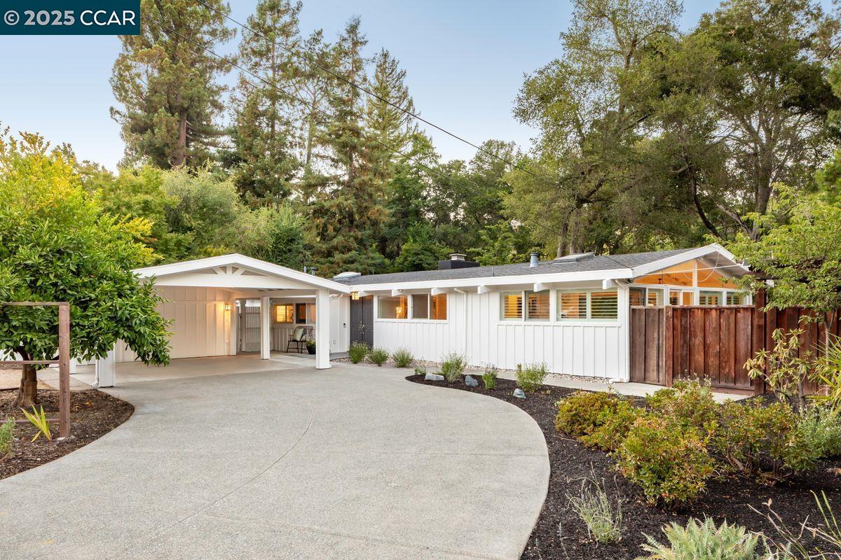 Front Image Thumbnail for CC41107815