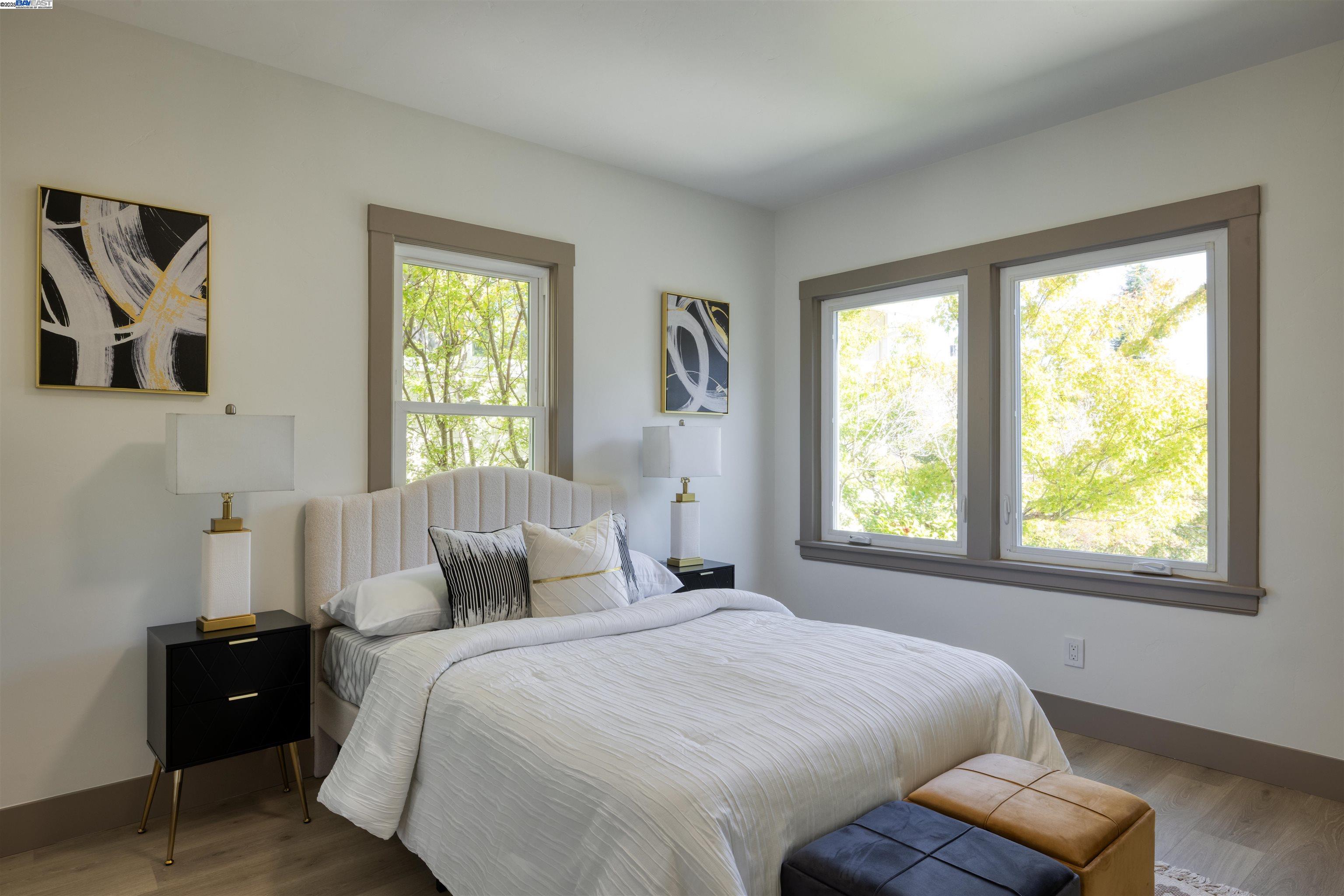 Detail Gallery Image 13 of 25 For 135 Morningside Drive, San Anselmo,  CA 94960-1508 - 3 Beds | 2/1 Baths