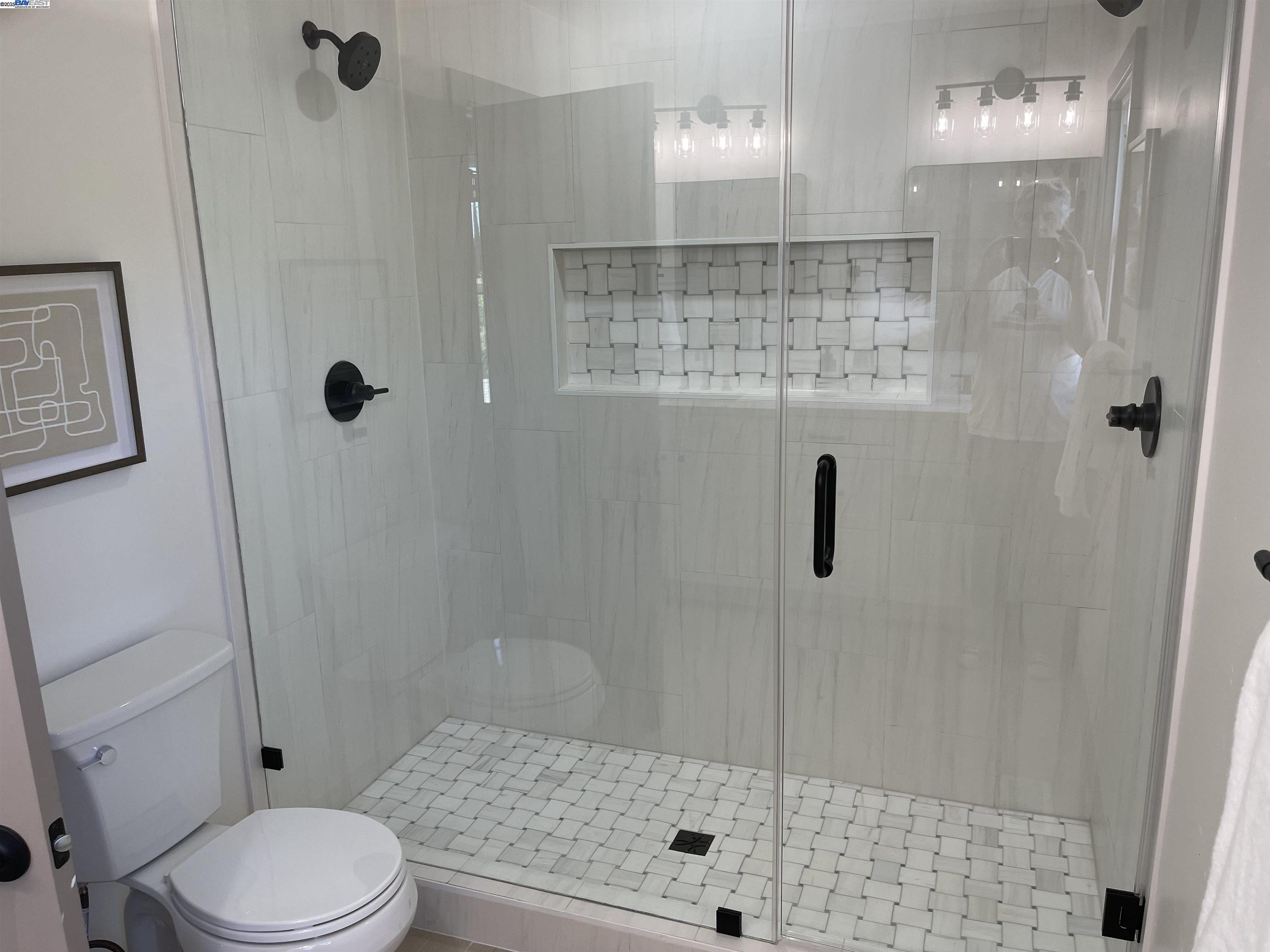 Detail Gallery Image 20 of 25 For 135 Morningside Drive, San Anselmo,  CA 94960-1508 - 3 Beds | 2/1 Baths
