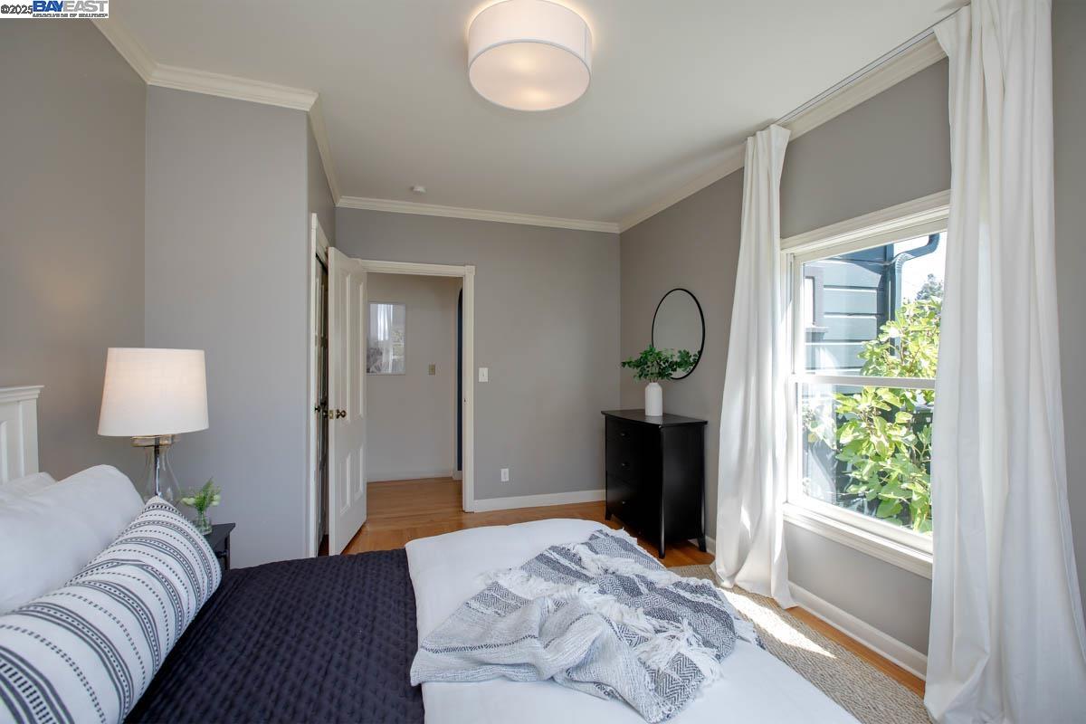 Detail Gallery Image 19 of 60 For 465 Taylor Ave, Alameda,  CA 94501 - 4 Beds | 2 Baths