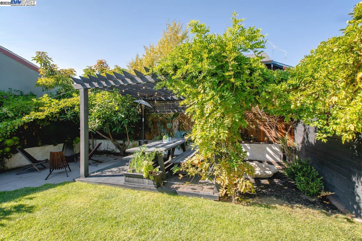 Detail Gallery Image 36 of 60 For 465 Taylor Ave, Alameda,  CA 94501 - 4 Beds | 2 Baths