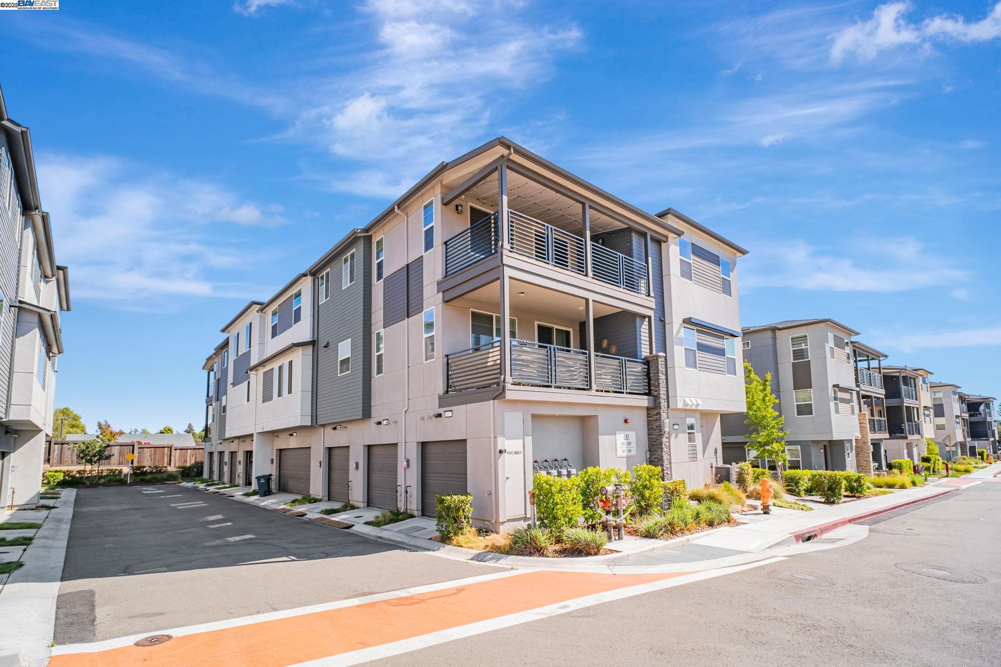 Photo #2: 41107820 Listing 