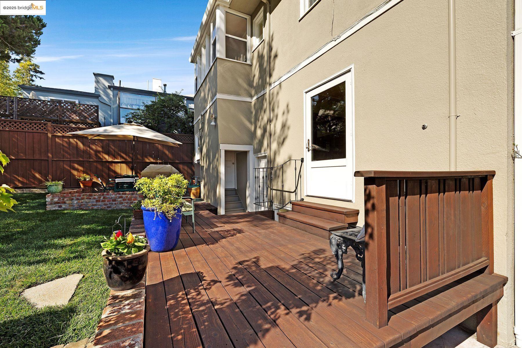 Detail Gallery Image 31 of 43 For 1047 Ranleigh Way, Piedmont,  CA 94610 - 3 Beds | 1/1 Baths