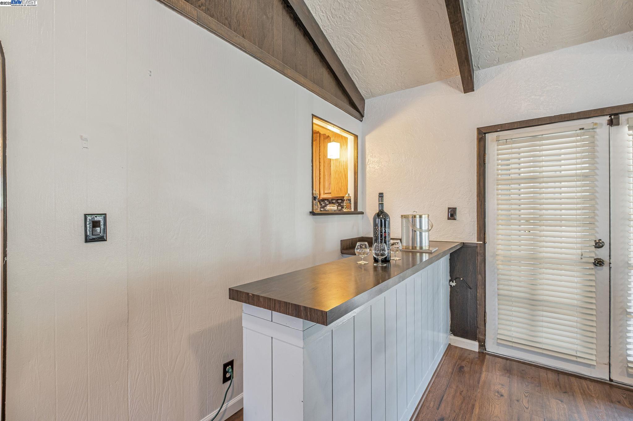 Detail Gallery Image 10 of 38 For 40575 Blacow Road, Fremont,  CA 94538 - 3 Beds | 2 Baths