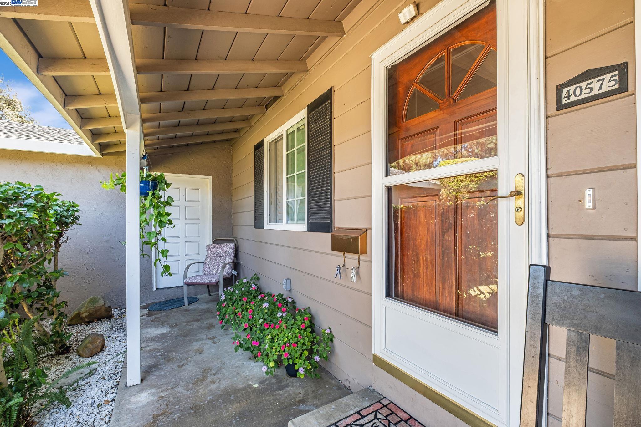Detail Gallery Image 4 of 38 For 40575 Blacow Road, Fremont,  CA 94538 - 3 Beds | 2 Baths