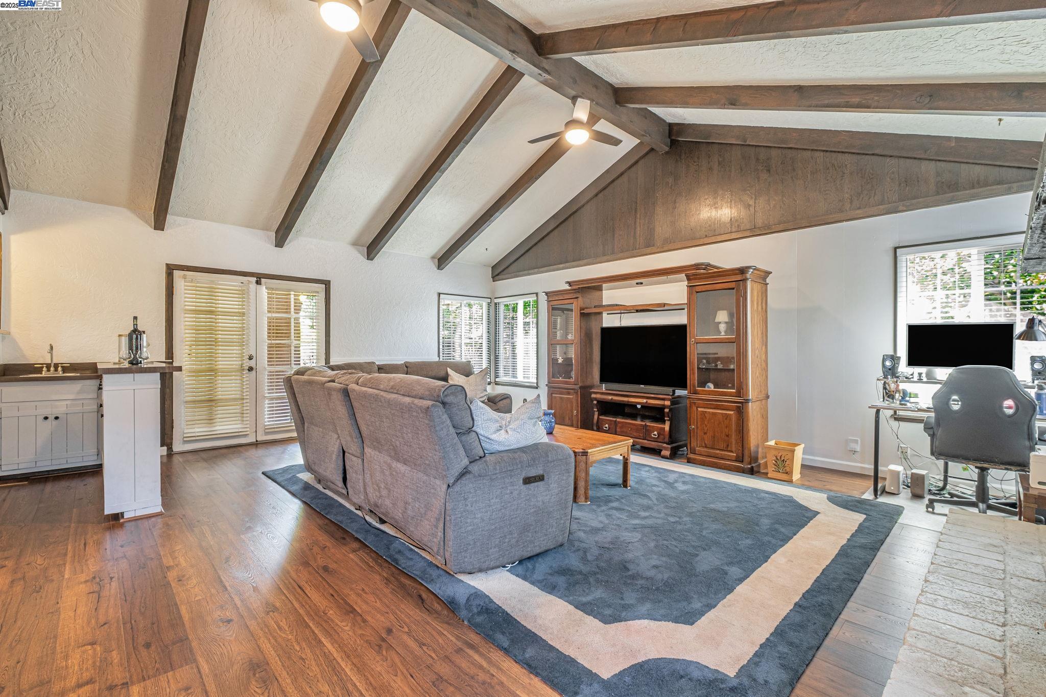 Detail Gallery Image 7 of 38 For 40575 Blacow Road, Fremont,  CA 94538 - 3 Beds | 2 Baths