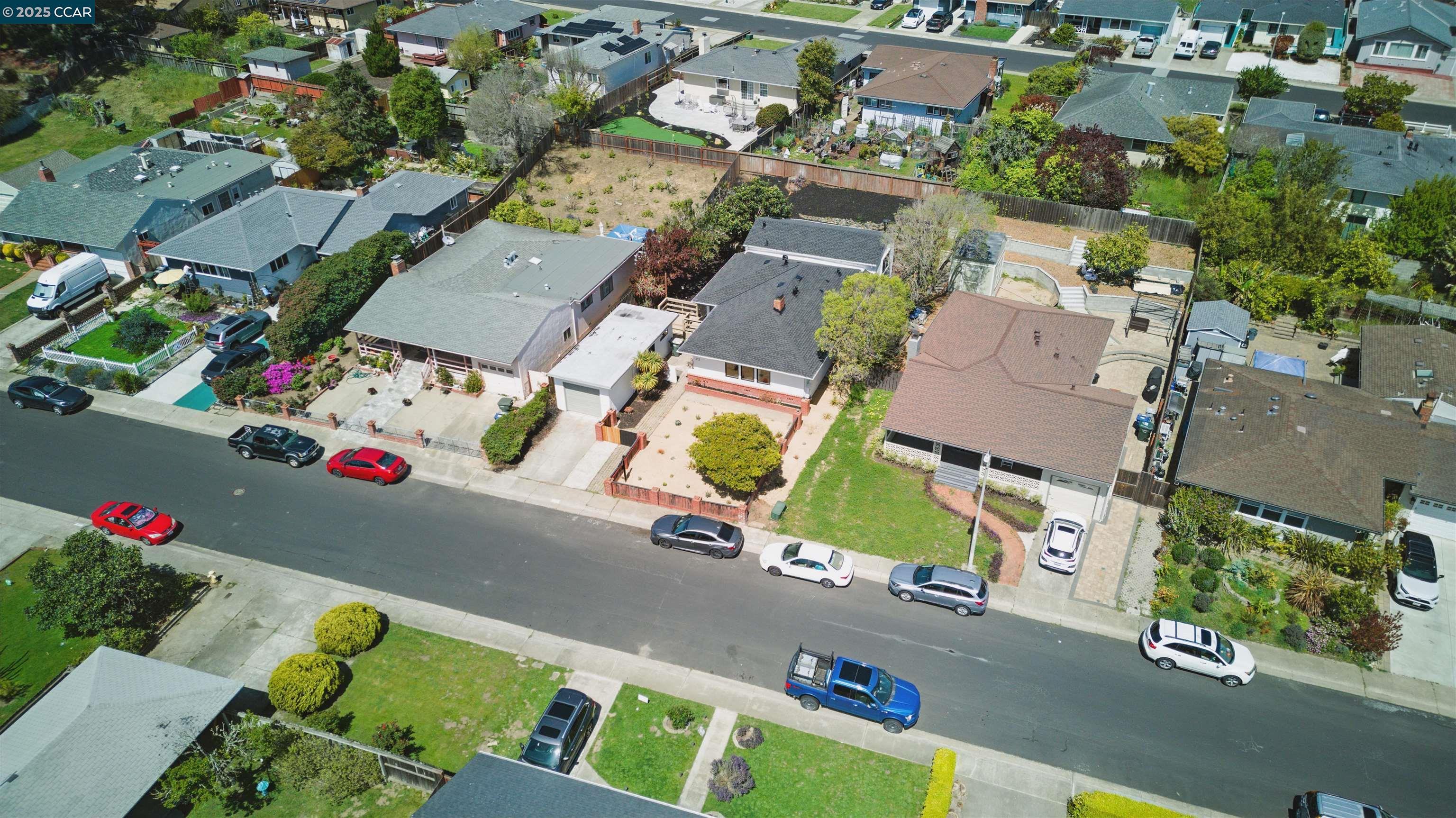 Detail Gallery Image 20 of 29 For 212 Indio Dr, South San Francisco,  CA 94080 - 3 Beds | 2 Baths