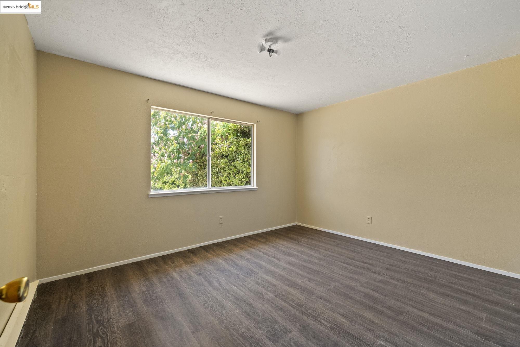 Detail Gallery Image 16 of 38 For 10582 Suzanne Ct, Jamestown,  CA 95327 - 4 Beds | 3 Baths