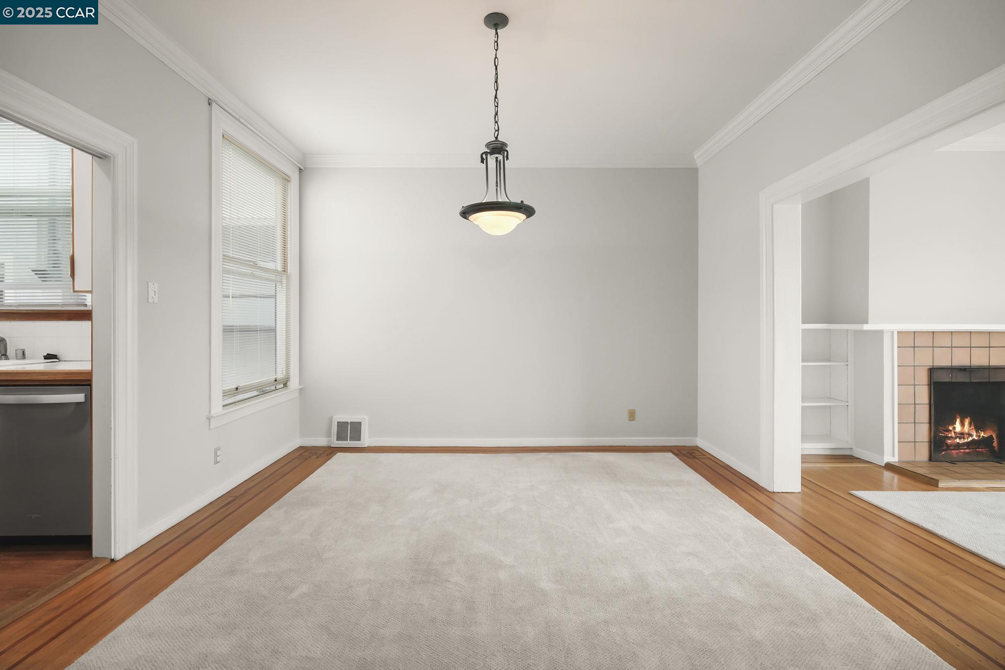 Detail Gallery Image 16 of 41 For 174 15th Ave, San Francisco,  CA 94118 - 2 Beds | 1/1 Baths