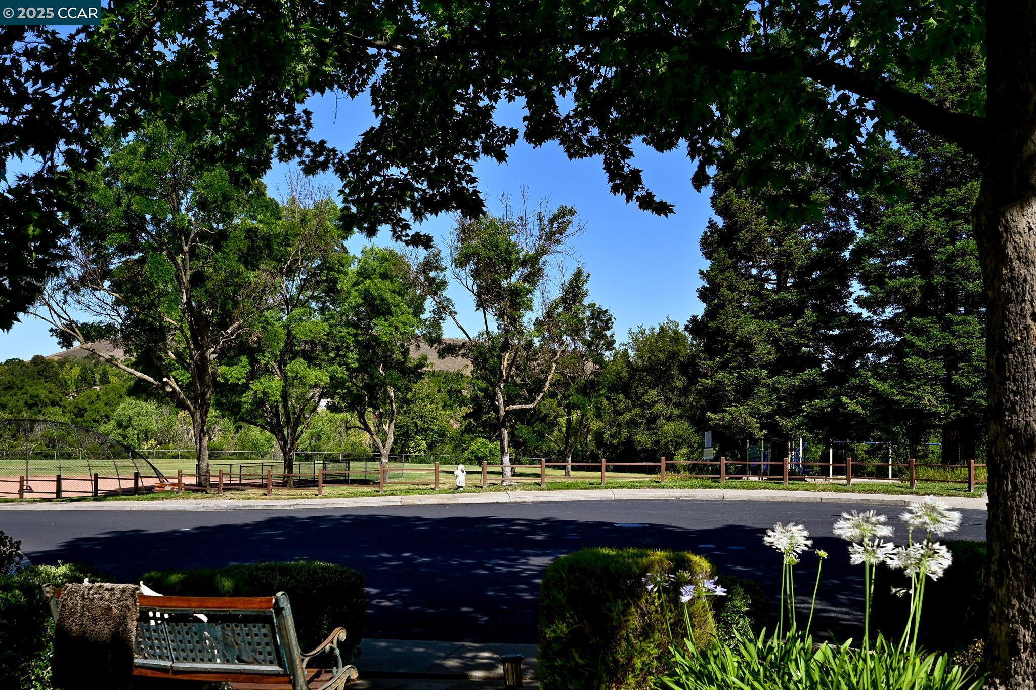 Detail Gallery Image 3 of 59 For 125 Coriander Ct, San Ramon,  CA 94582 - 5 Beds | 3 Baths