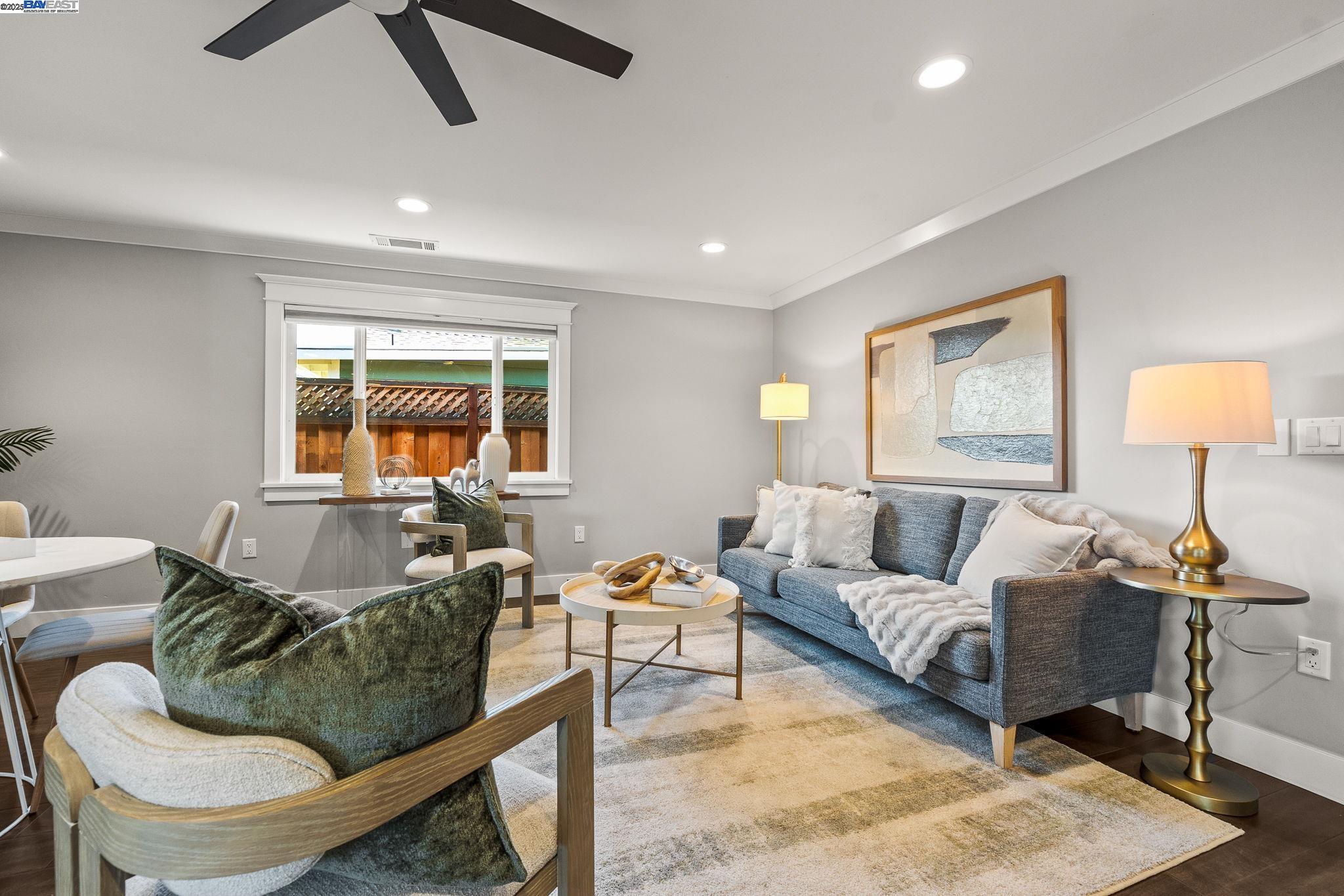 Detail Gallery Image 12 of 39 For 559 N M St, Livermore,  CA 94551 - 3 Beds | 2 Baths