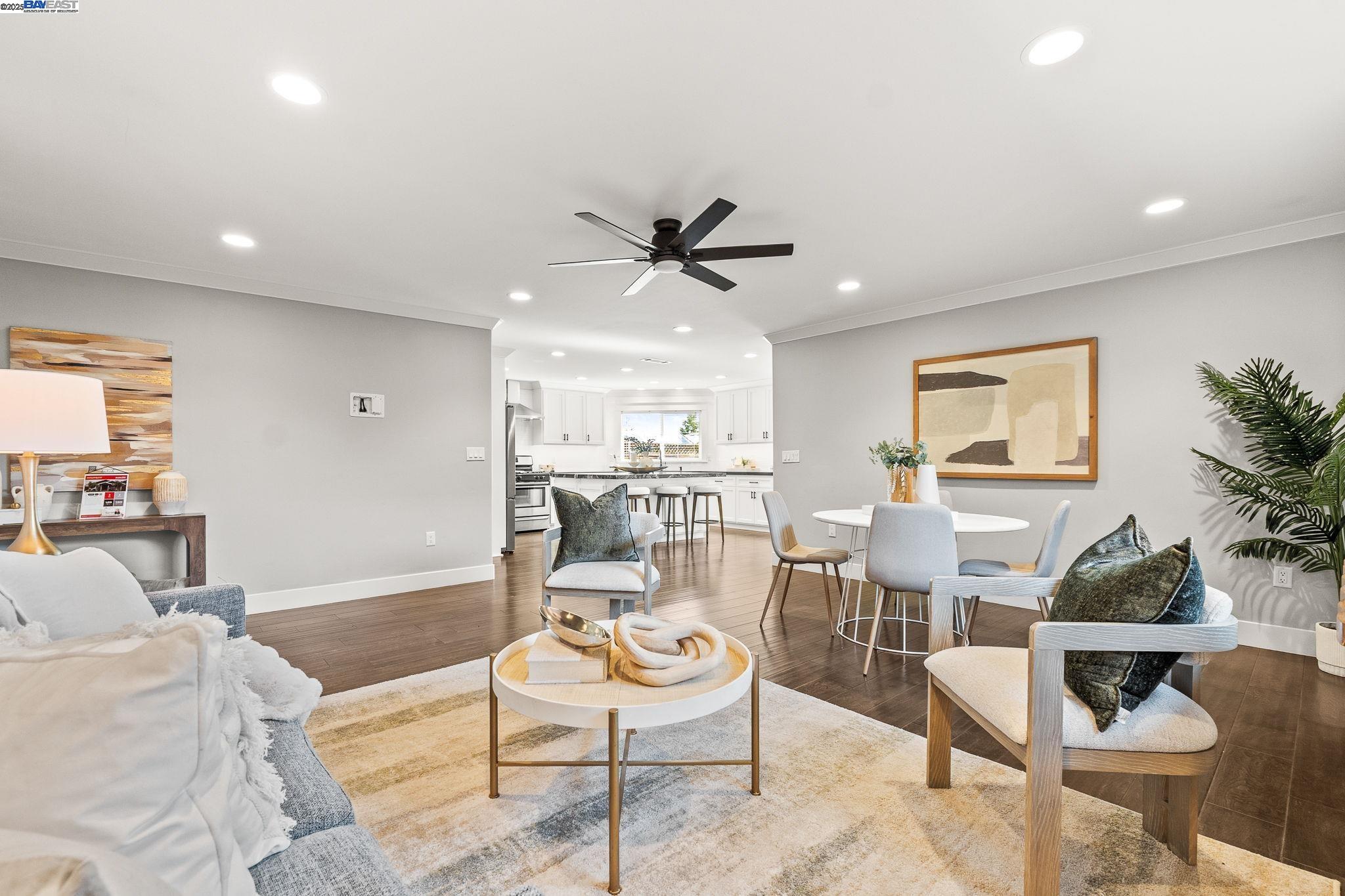 Detail Gallery Image 13 of 39 For 559 N M St, Livermore,  CA 94551 - 3 Beds | 2 Baths