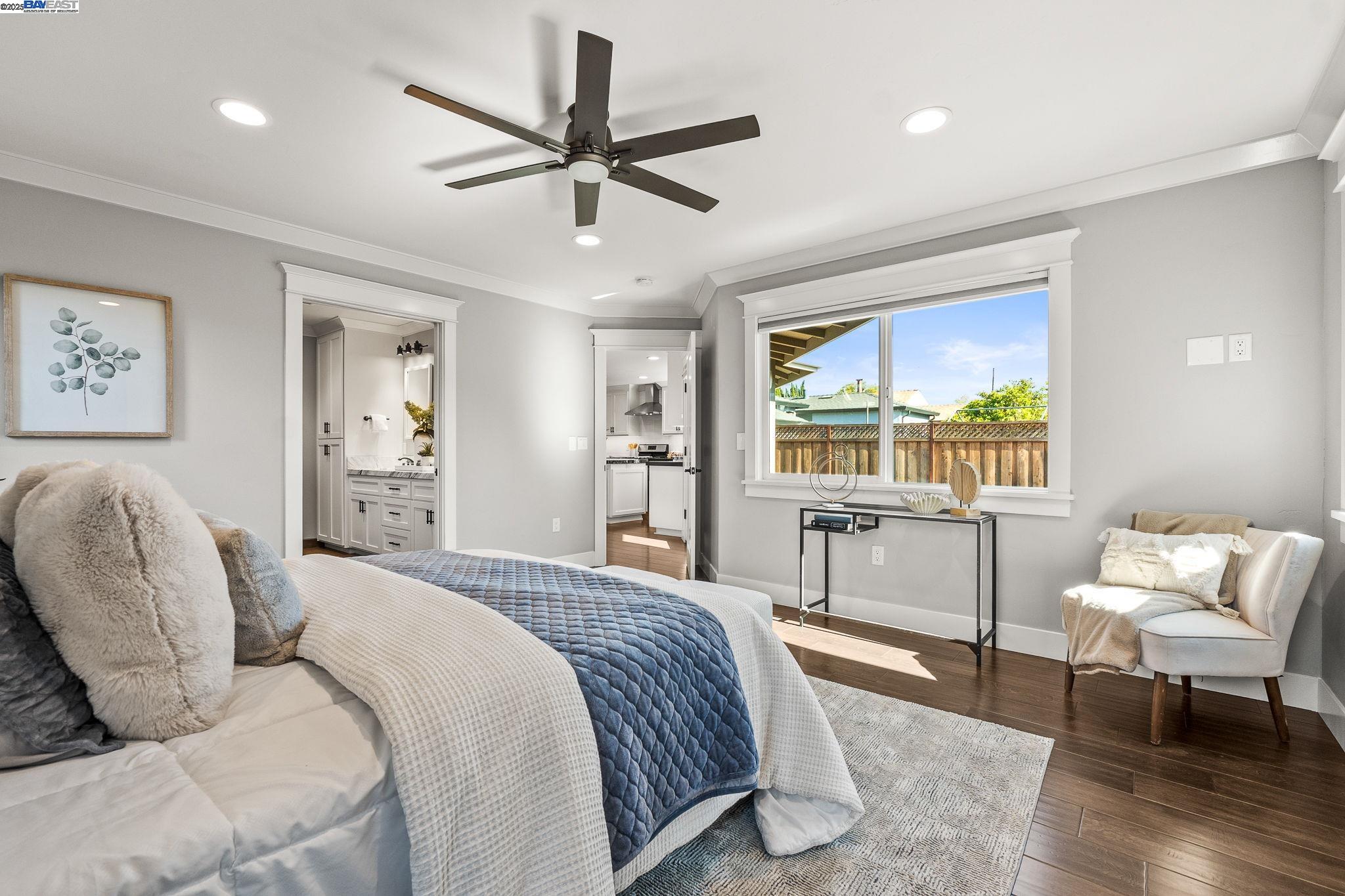Detail Gallery Image 21 of 39 For 559 N M St, Livermore,  CA 94551 - 3 Beds | 2 Baths