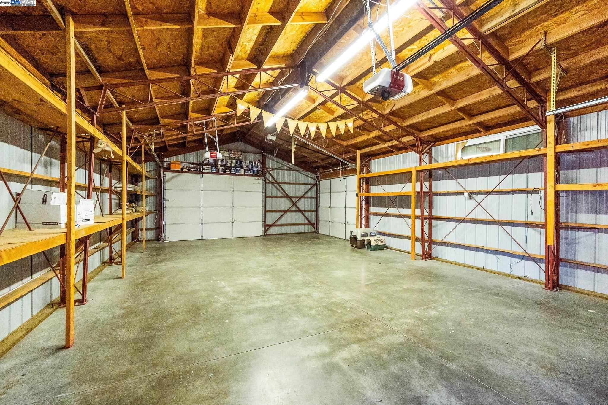 Detail Gallery Image 37 of 39 For 559 N M St, Livermore,  CA 94551 - 3 Beds | 2 Baths