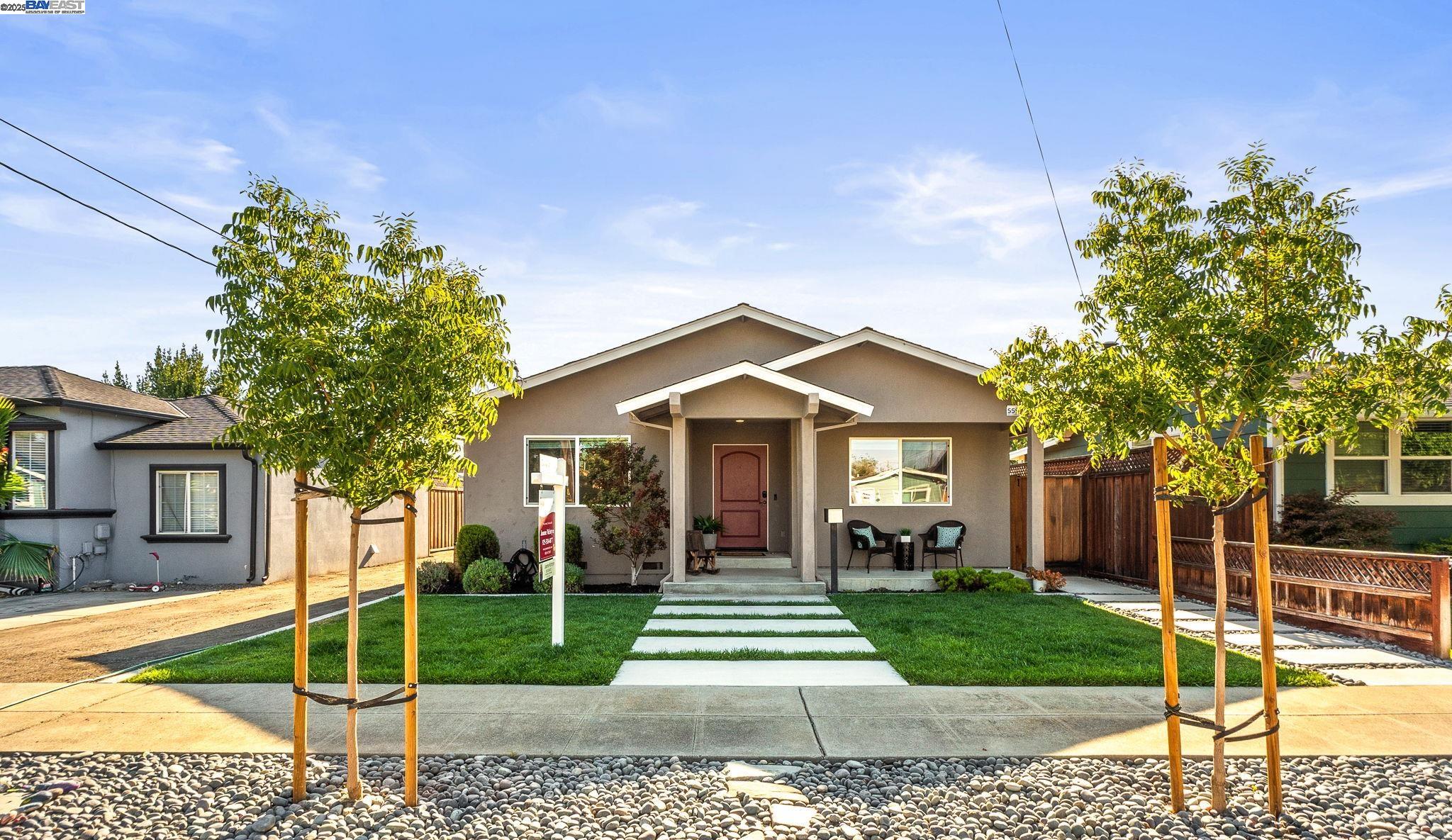 Detail Gallery Image 38 of 39 For 559 N M St, Livermore,  CA 94551 - 3 Beds | 2 Baths