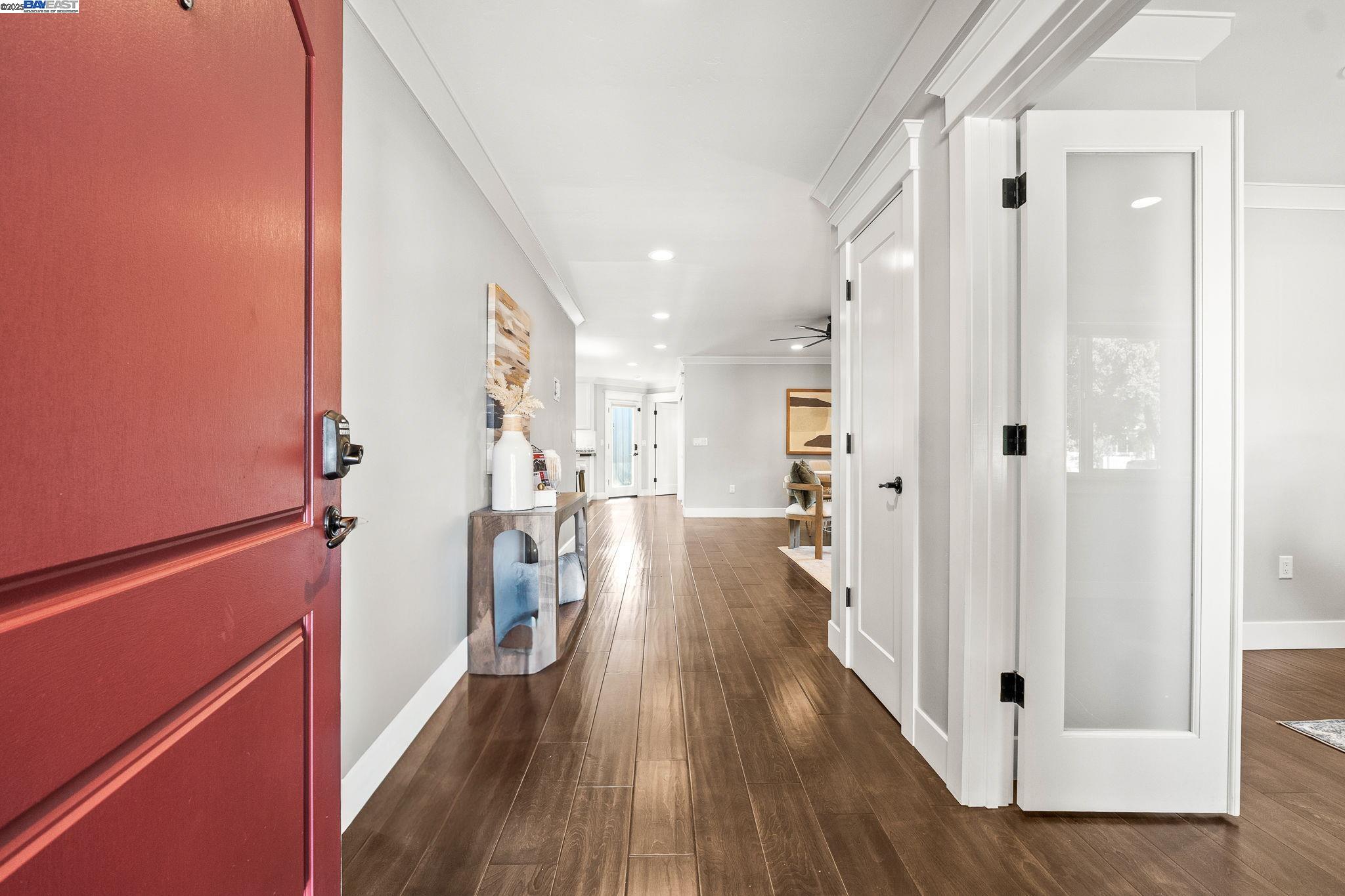 Detail Gallery Image 6 of 39 For 559 N M St, Livermore,  CA 94551 - 3 Beds | 2 Baths