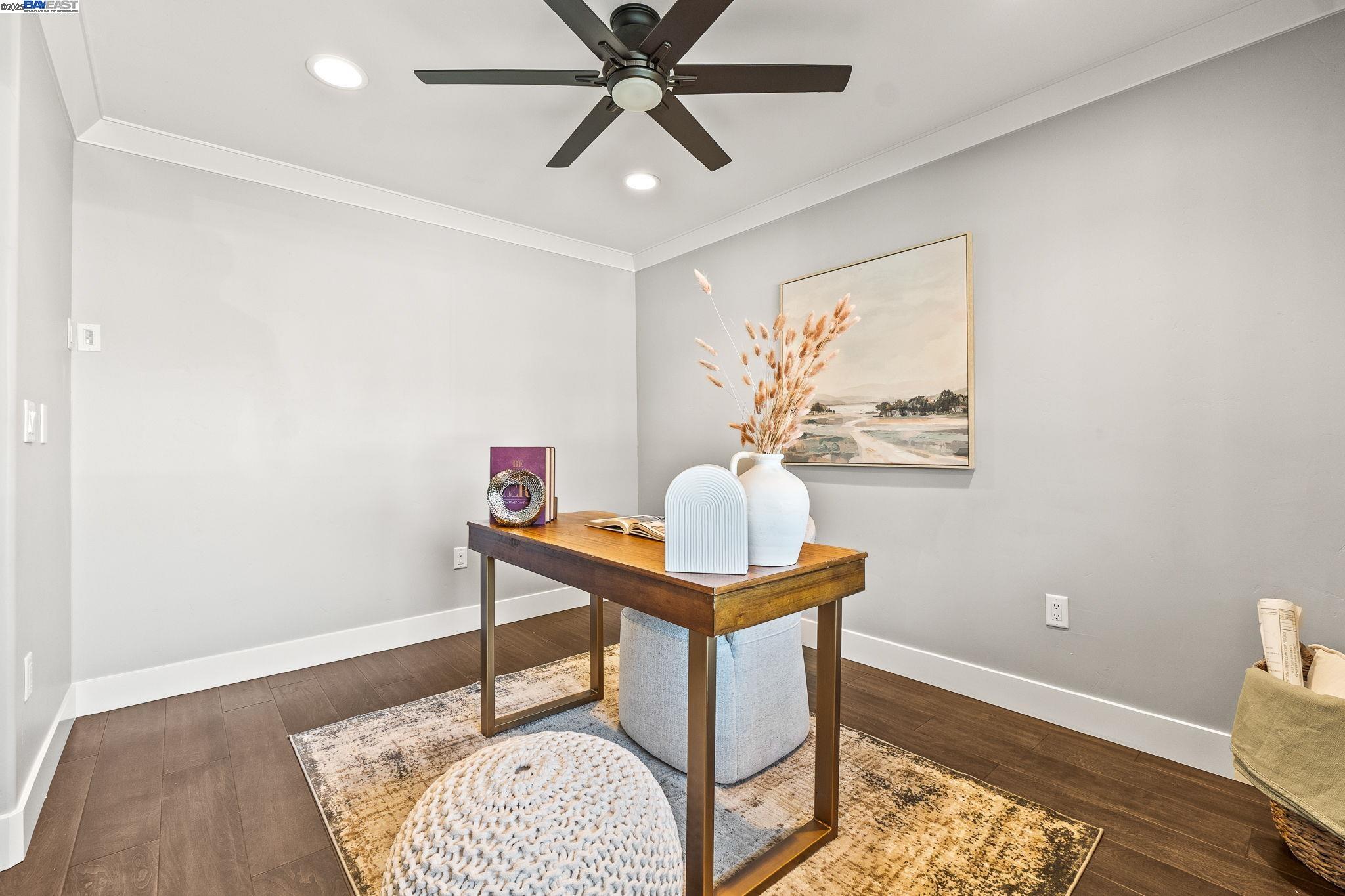 Detail Gallery Image 7 of 39 For 559 N M St, Livermore,  CA 94551 - 3 Beds | 2 Baths
