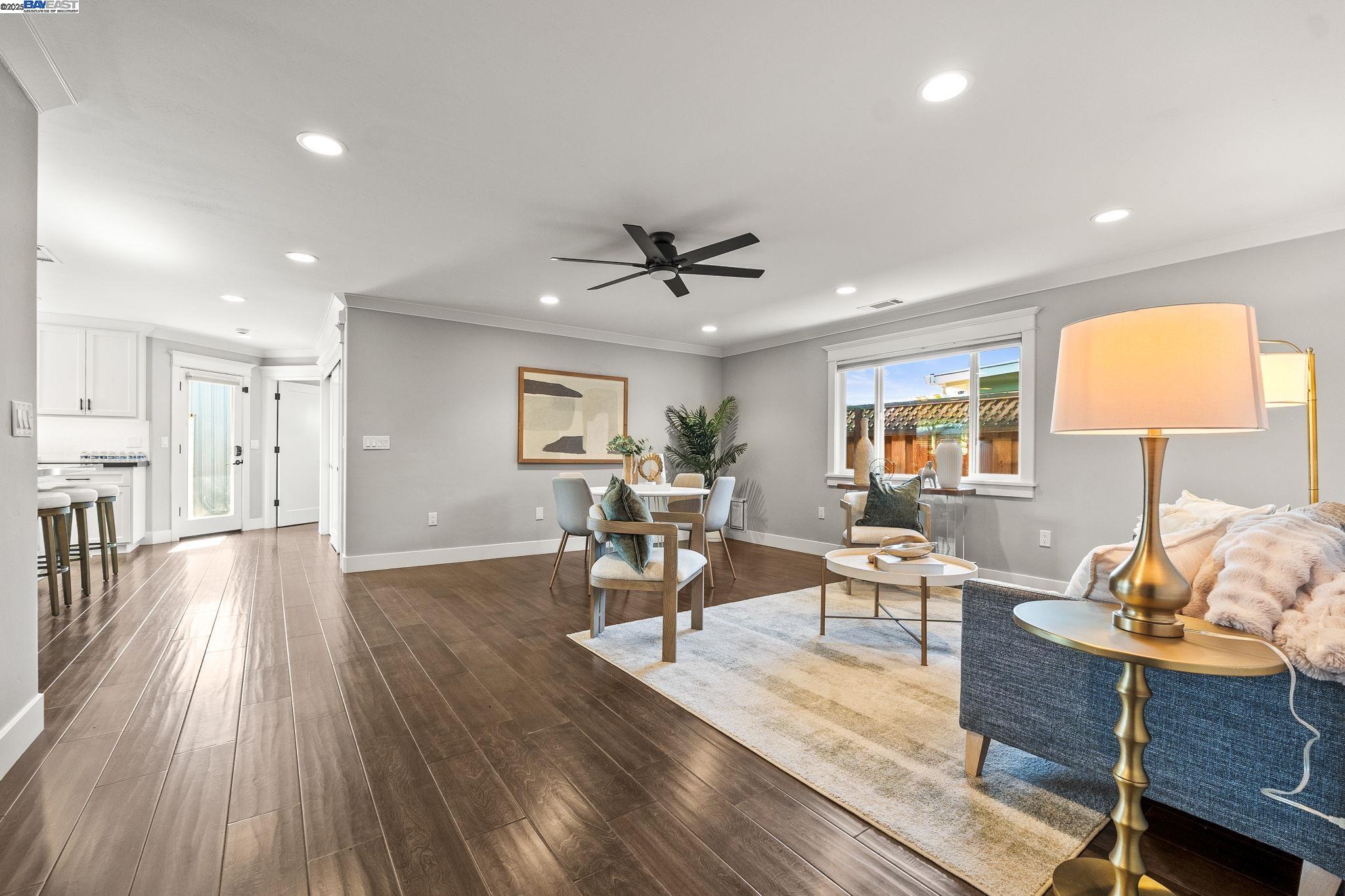 Detail Gallery Image 10 of 39 For 559 N M St, Livermore,  CA 94551 - 3 Beds | 2 Baths