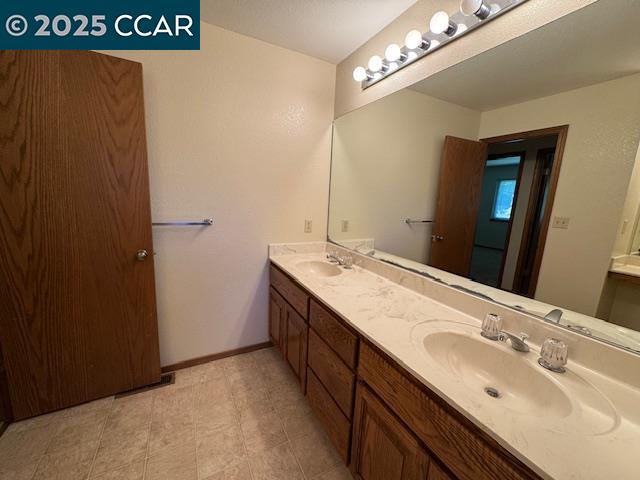 Detail Gallery Image 18 of 30 For 7 Williams Dr, Moraga,  CA 94556 - 4 Beds | 2/1 Baths