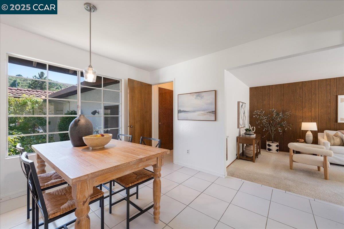 Detail Gallery Image 17 of 48 For 3900 Campolindo Dr, Moraga,  CA 94556 - 4 Beds | 2/1 Baths