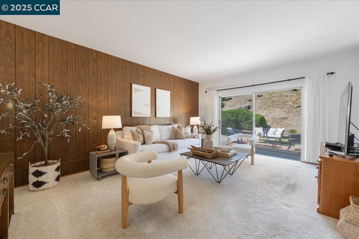 Detail Gallery Image 18 of 48 For 3900 Campolindo Dr, Moraga,  CA 94556 - 4 Beds | 2/1 Baths