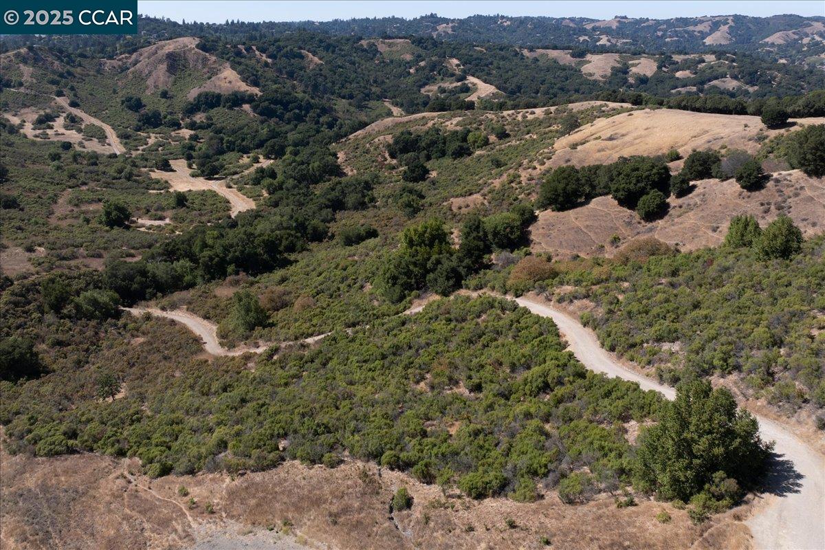 Detail Gallery Image 47 of 48 For 3900 Campolindo Dr, Moraga,  CA 94556 - 4 Beds | 2/1 Baths