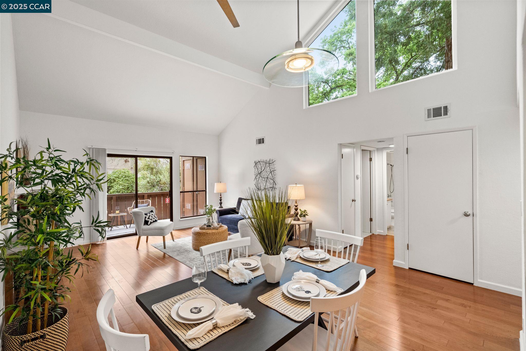 Photo #12: 41107838 Listing: Photo #12
