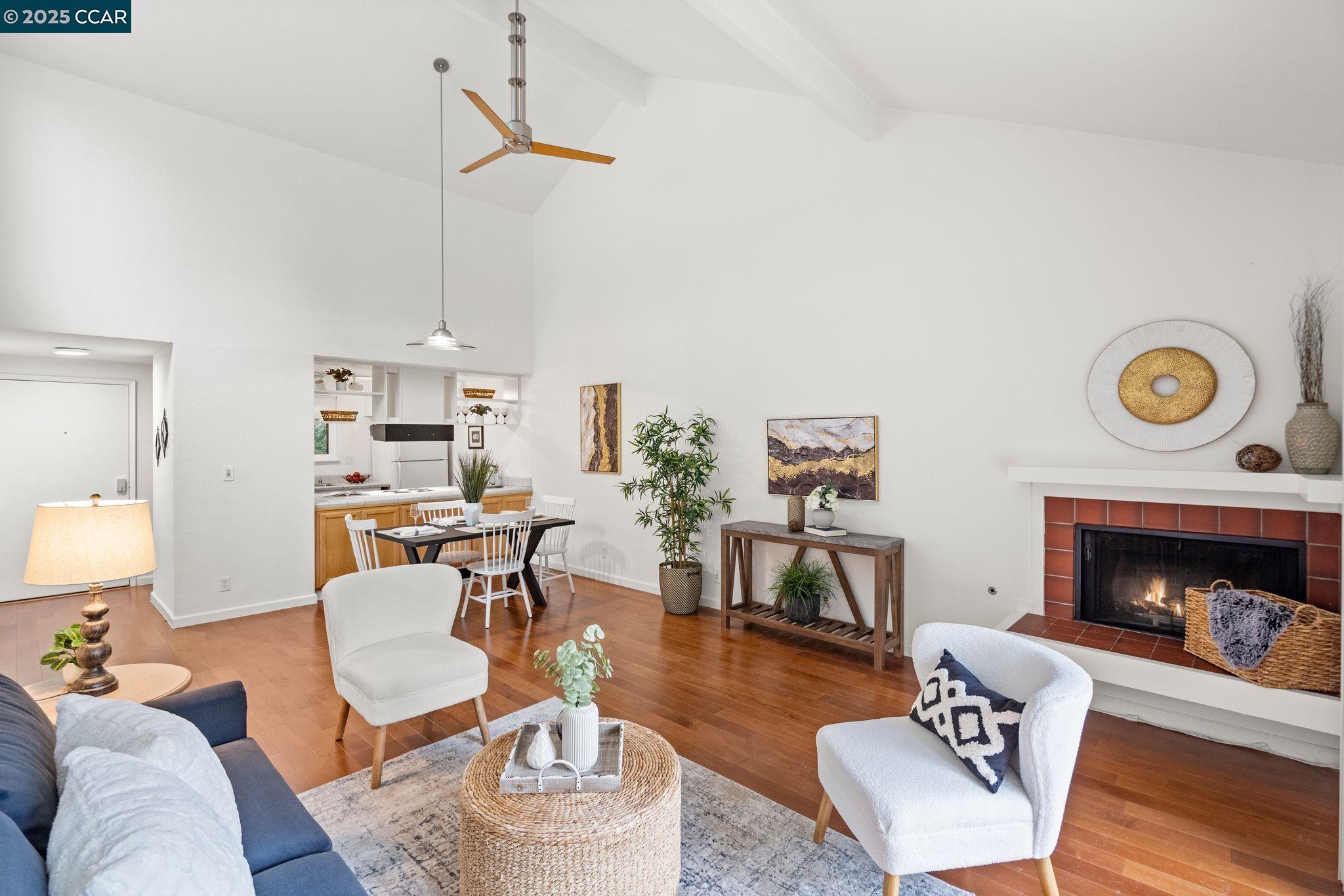 Photo #6: 41107838 Listing 