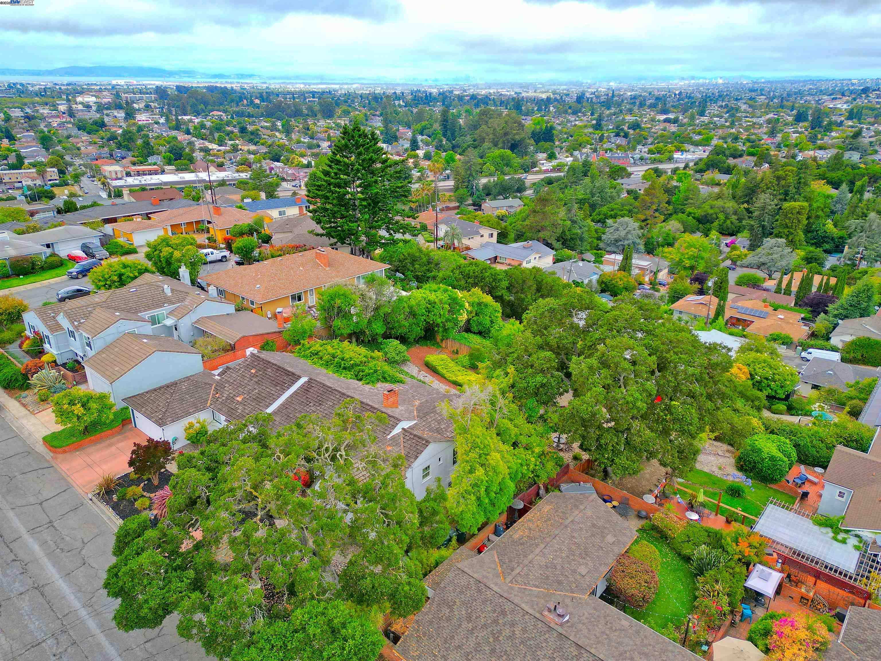 Detail Gallery Image 46 of 46 For 1380 E Juana Ave, San Leandro,  CA 94577 - 4 Beds | 3 Baths