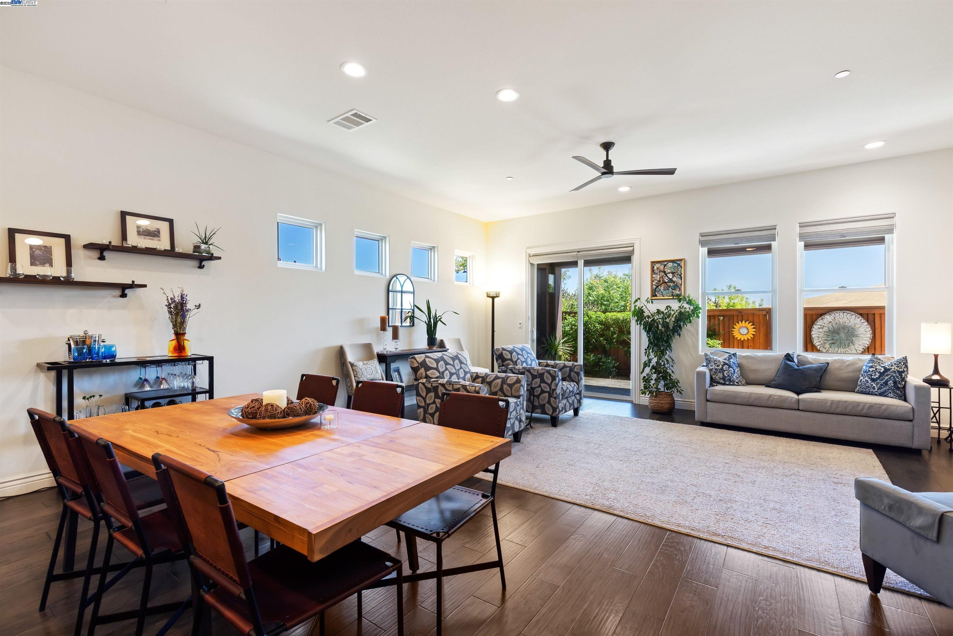 Detail Gallery Image 13 of 58 For 2100 Solera, Brentwood,  CA 94513 - 2 Beds | 2 Baths