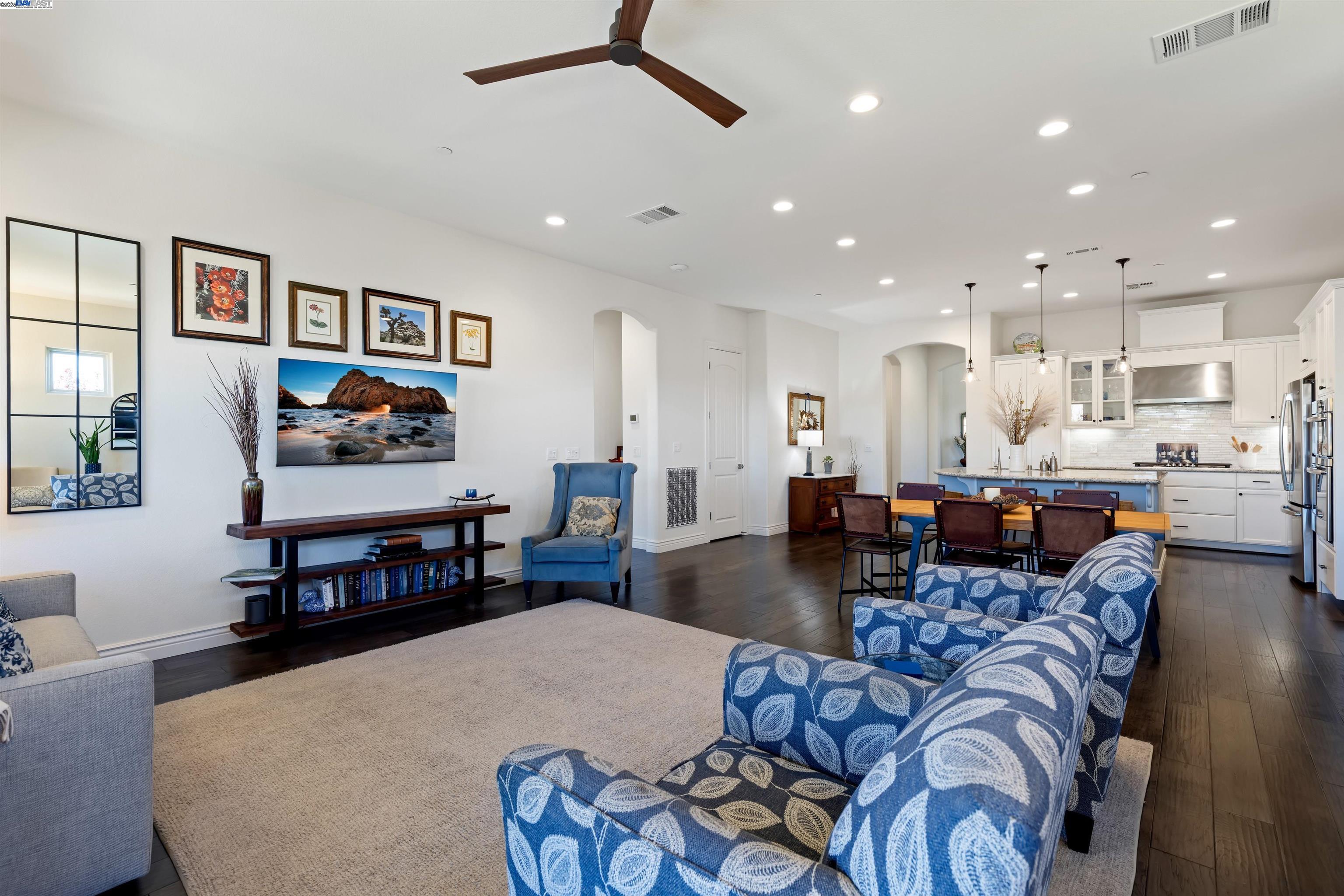 Detail Gallery Image 15 of 58 For 2100 Solera, Brentwood,  CA 94513 - 2 Beds | 2 Baths