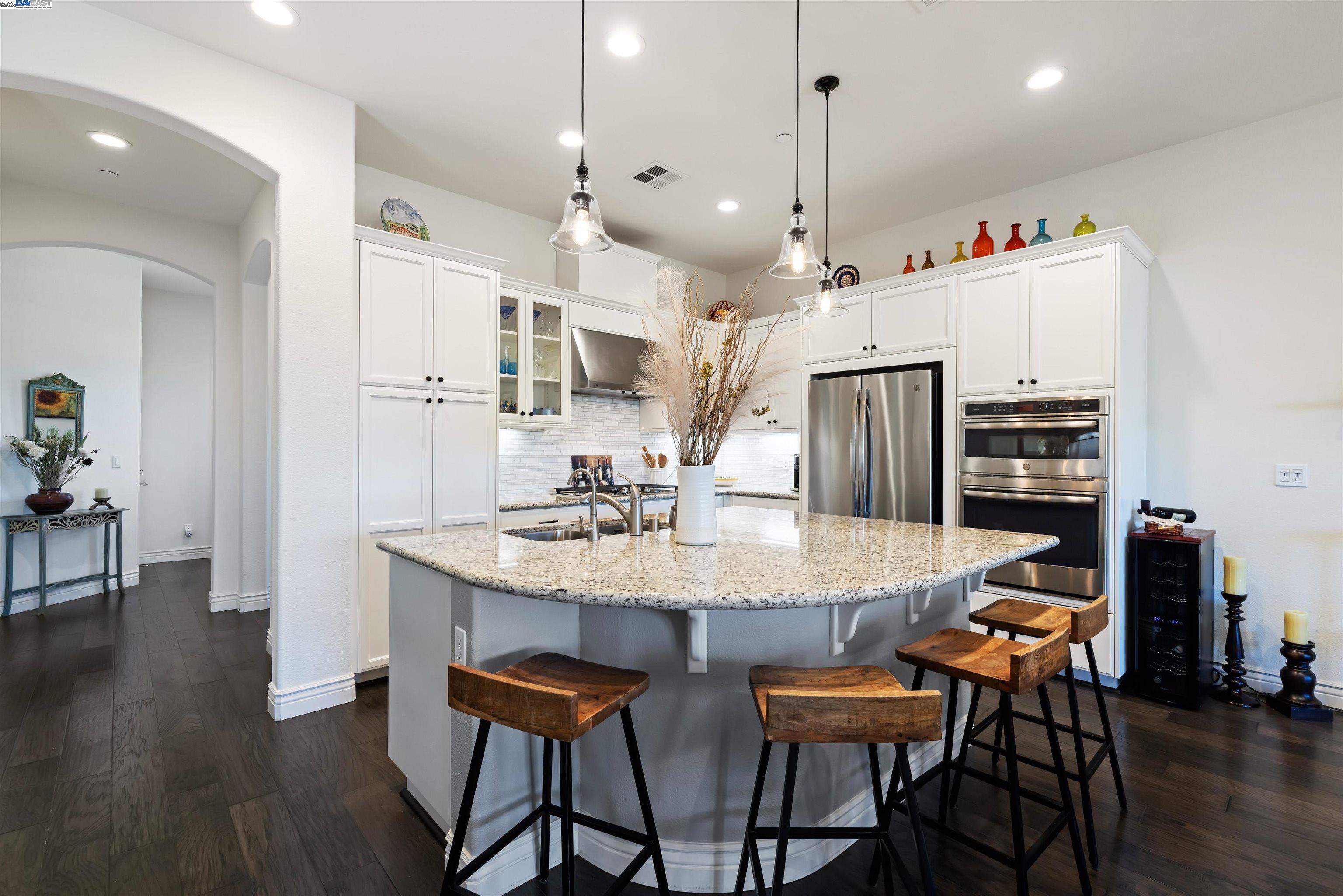 Detail Gallery Image 8 of 58 For 2100 Solera, Brentwood,  CA 94513 - 2 Beds | 2 Baths
