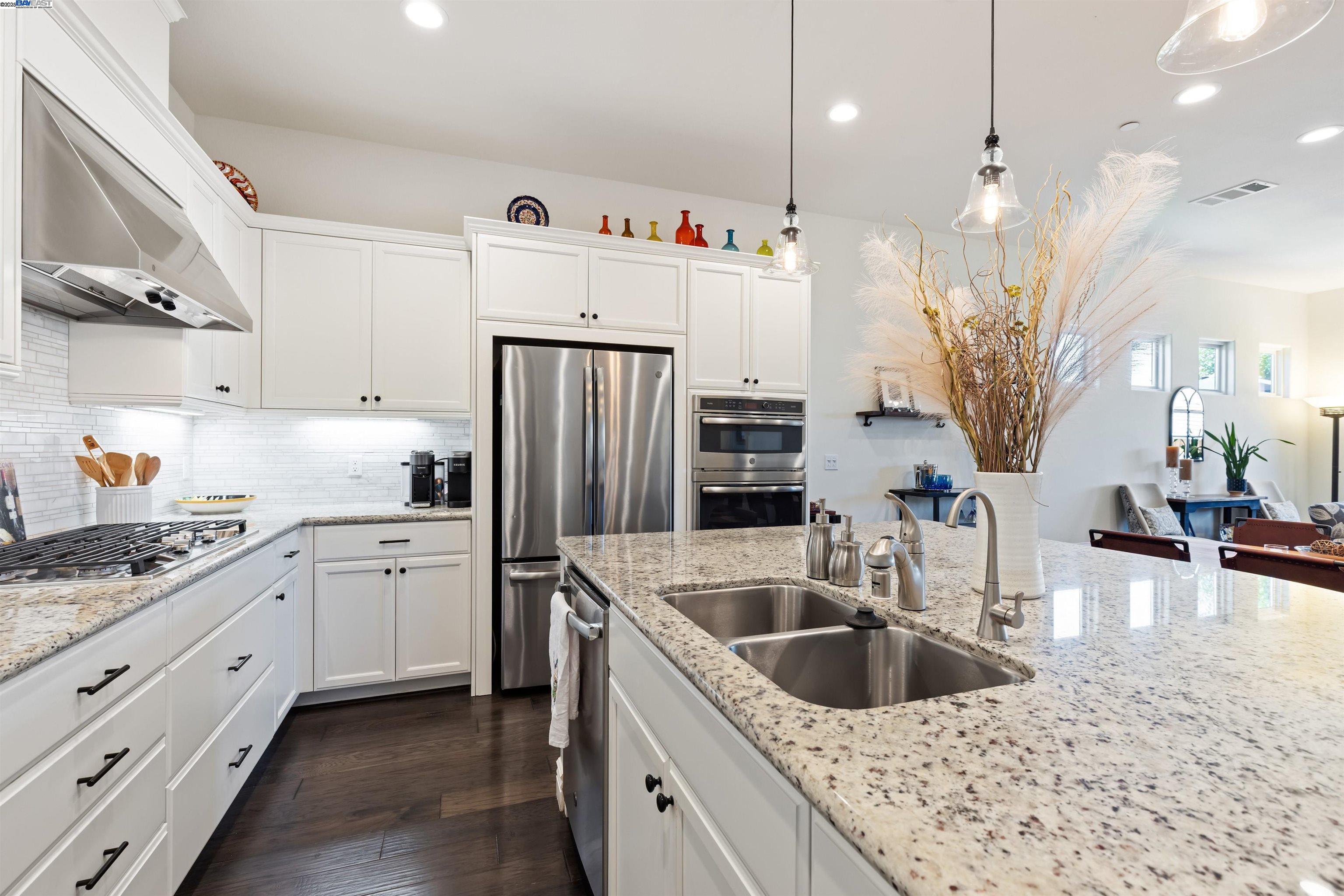 Detail Gallery Image 9 of 58 For 2100 Solera, Brentwood,  CA 94513 - 2 Beds | 2 Baths