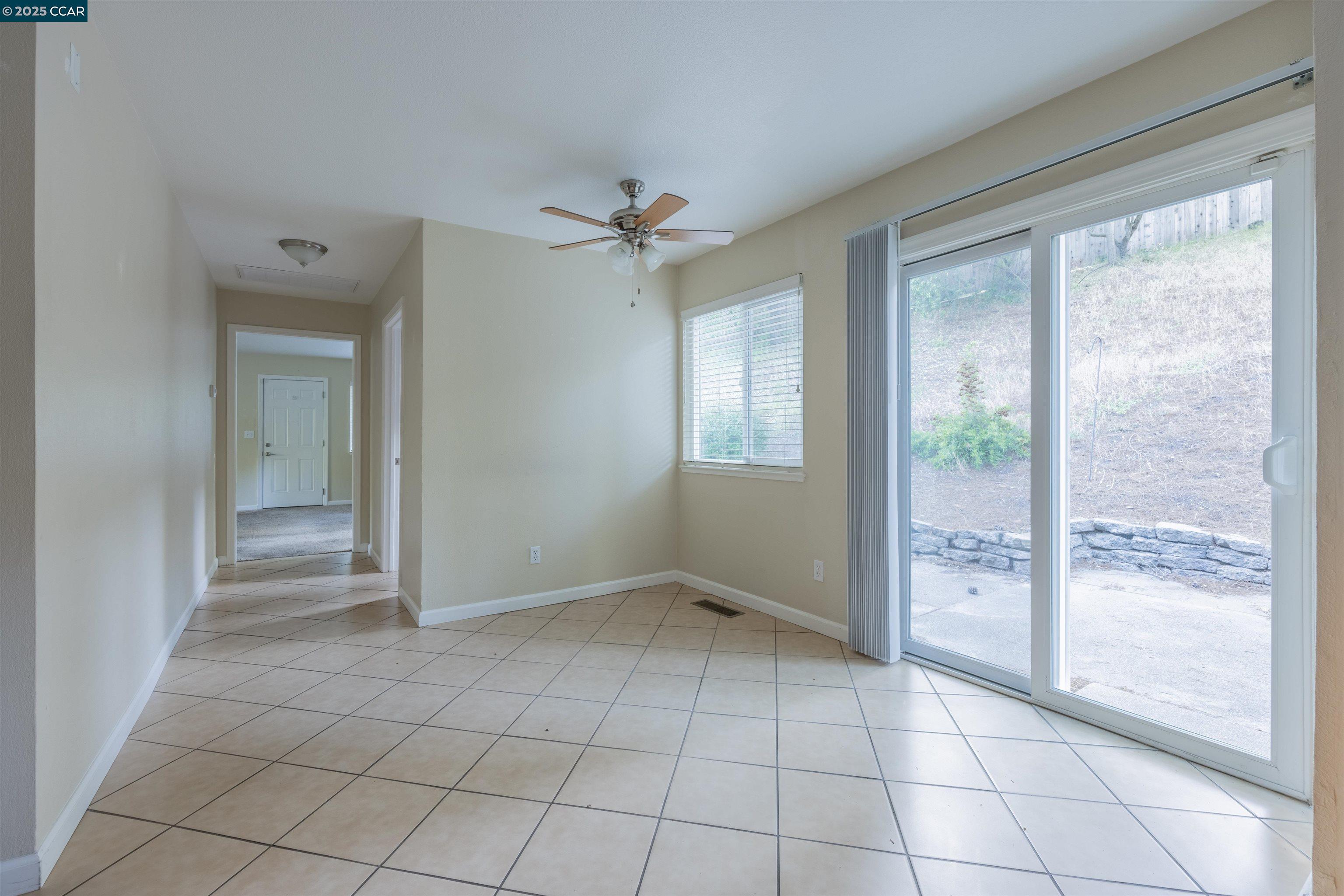 Detail Gallery Image 16 of 41 For 320 Miranda Ln, Alamo,  CA 94507 - 5 Beds | 3 Baths
