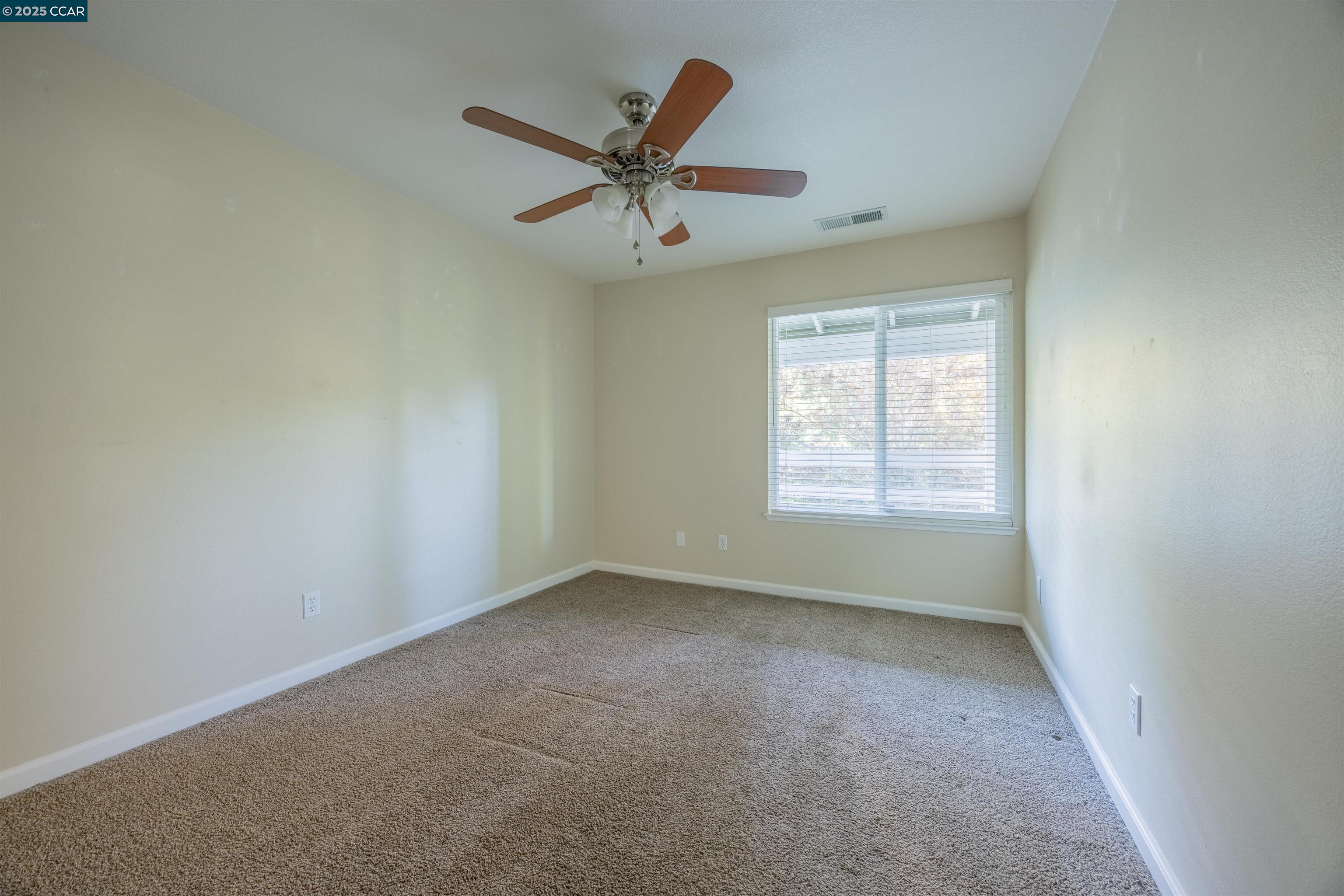 Detail Gallery Image 22 of 41 For 320 Miranda Ln, Alamo,  CA 94507 - 5 Beds | 3 Baths