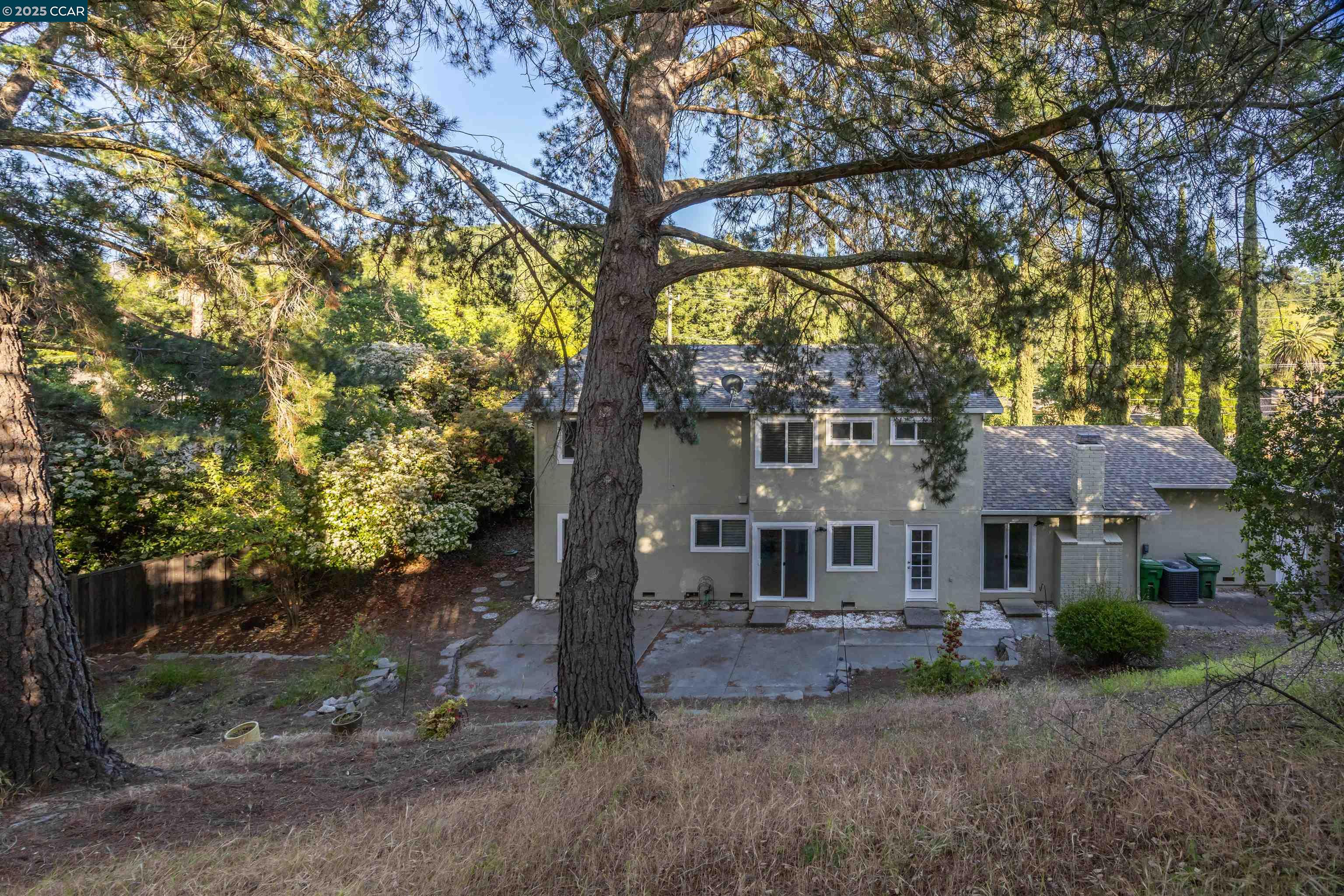 Detail Gallery Image 37 of 41 For 320 Miranda Ln, Alamo,  CA 94507 - 5 Beds | 3 Baths