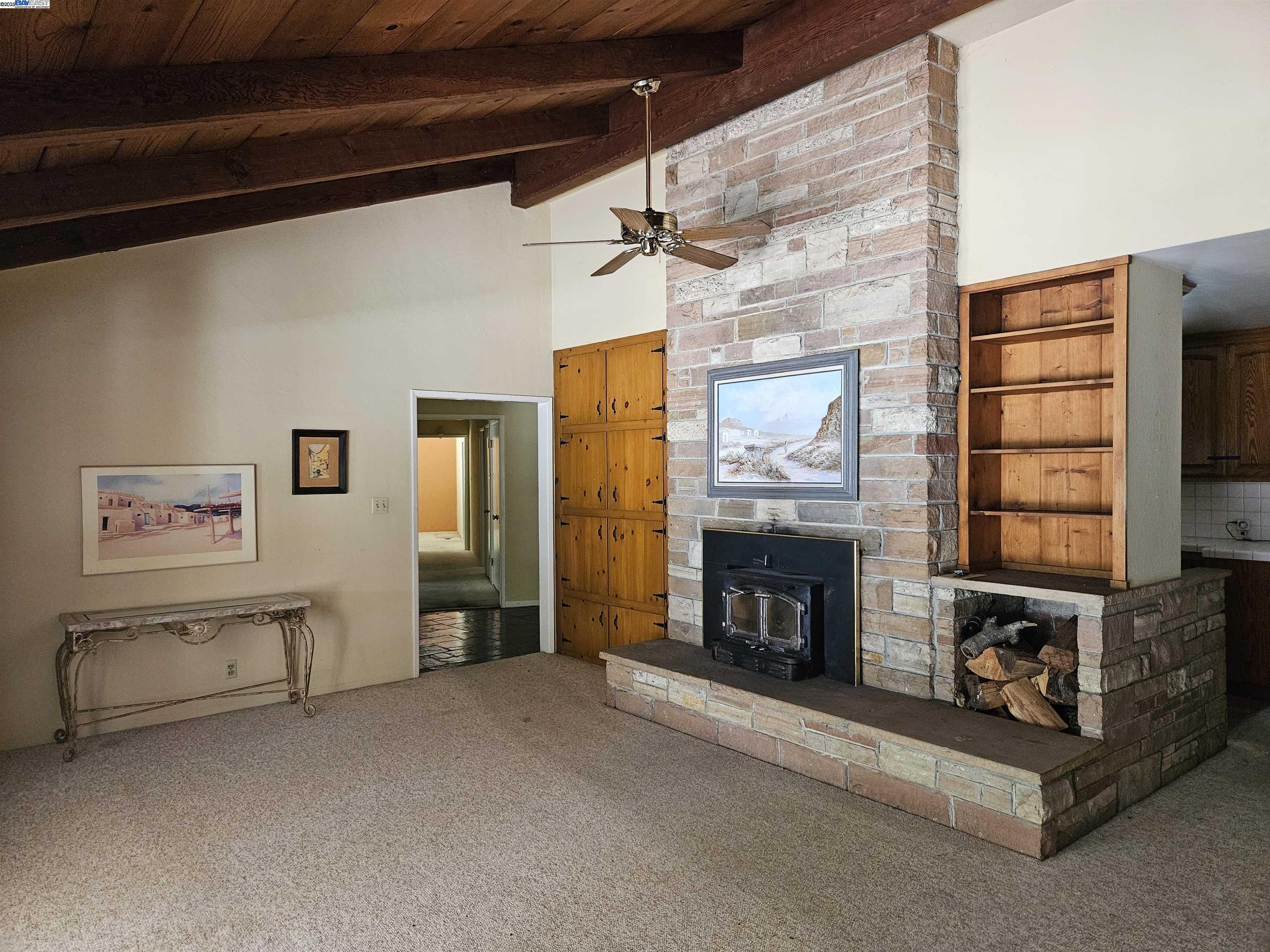 Detail Gallery Image 15 of 28 For 29625 Palomares Rd, Castro Valley,  CA 94552 - 4 Beds | 3/1 Baths