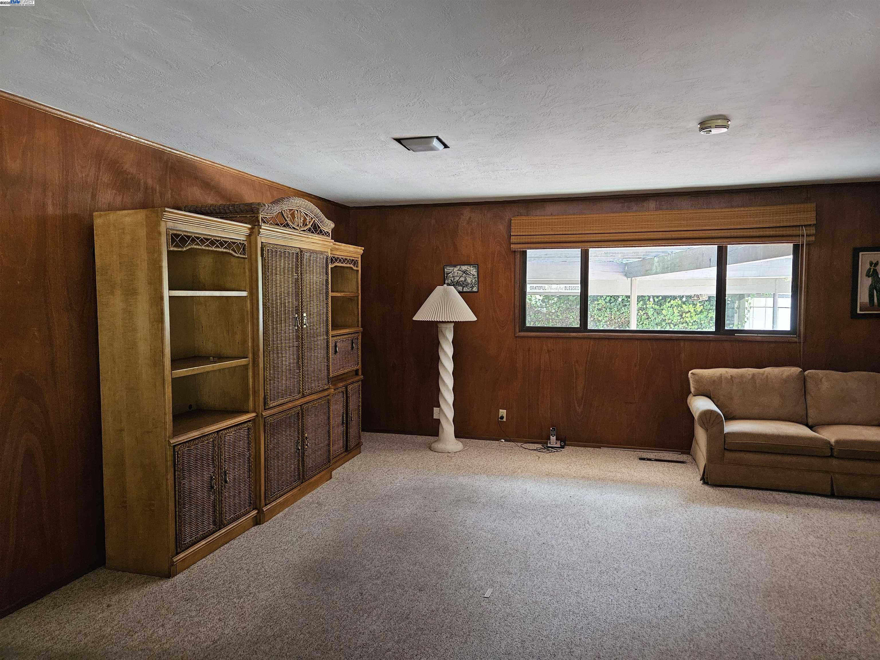 Detail Gallery Image 16 of 28 For 29625 Palomares Rd, Castro Valley,  CA 94552 - 4 Beds | 3/1 Baths