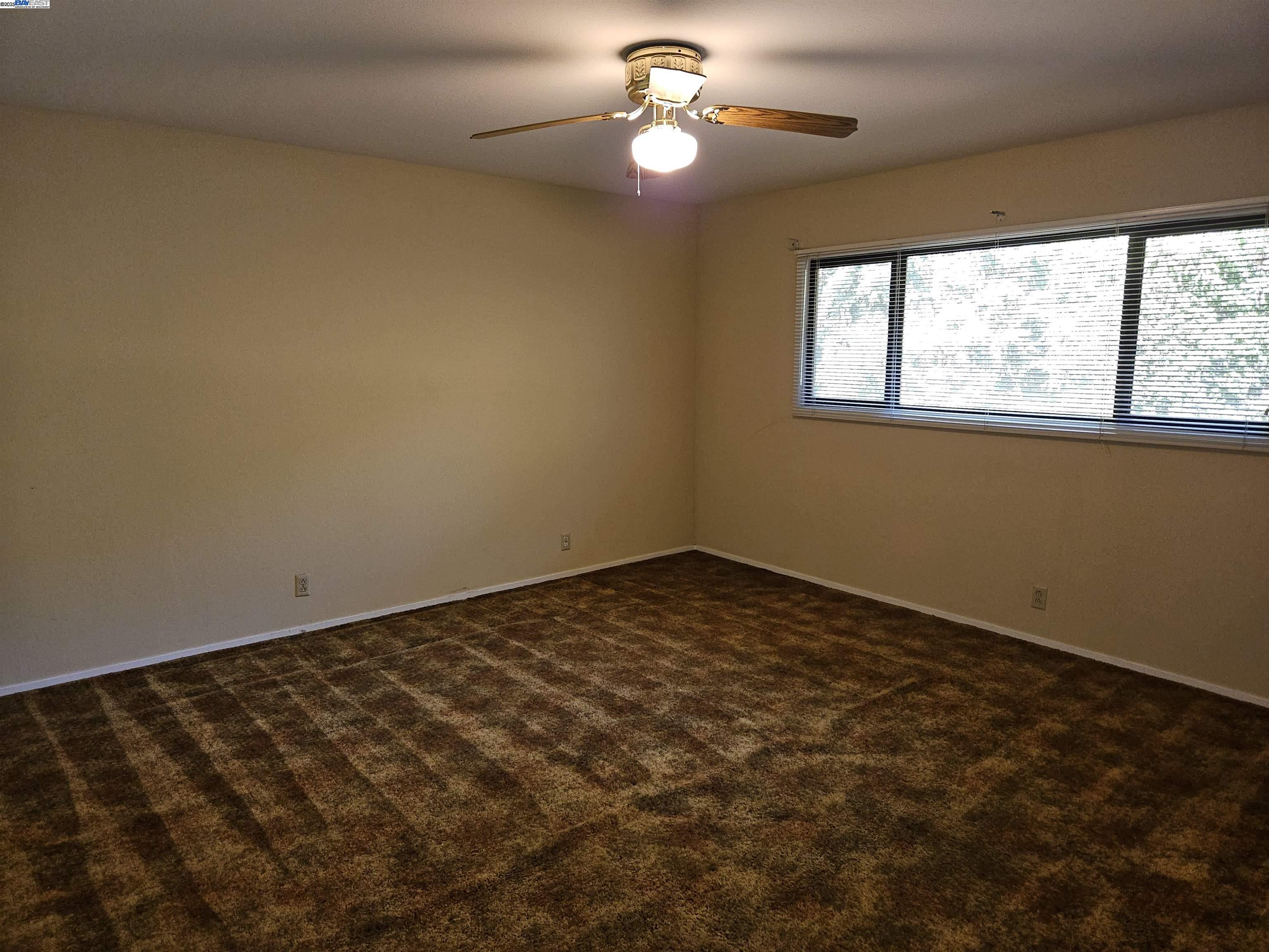 Detail Gallery Image 25 of 28 For 29625 Palomares Rd, Castro Valley,  CA 94552 - 4 Beds | 3/1 Baths