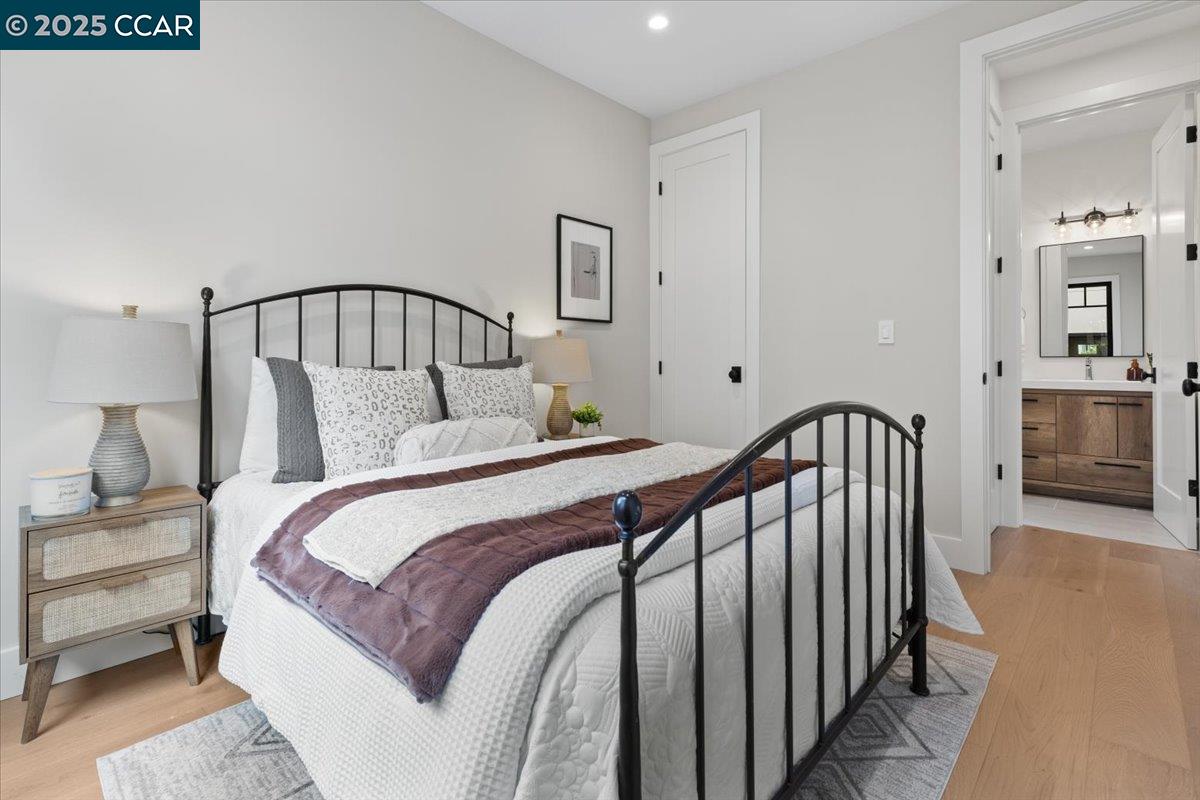 Detail Gallery Image 47 of 48 For 1045 Kains Ave, Albany,  CA 94706 - 5 Beds | 4/1 Baths
