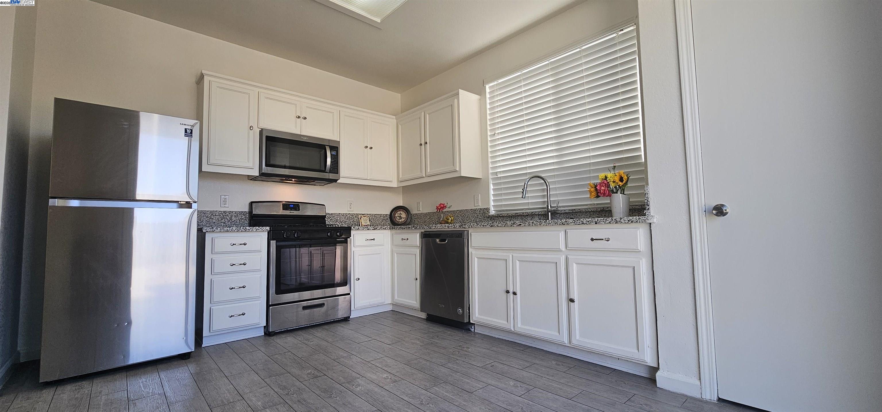 Detail Gallery Image 7 of 24 For 16712 Sheffield St, Delhi,  CA 95315 - 3 Beds | 2 Baths
