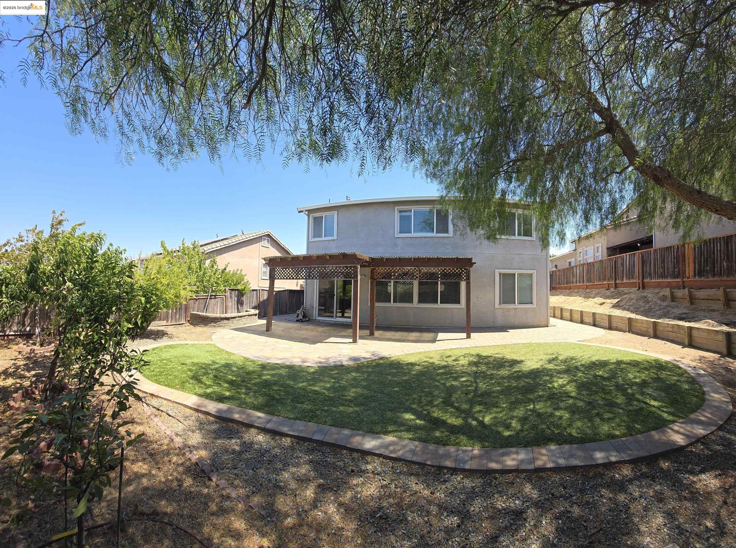 Detail Gallery Image 19 of 23 For 462 Windwood Dr, Pittsburg,  CA 94565 - 4 Beds | 3 Baths