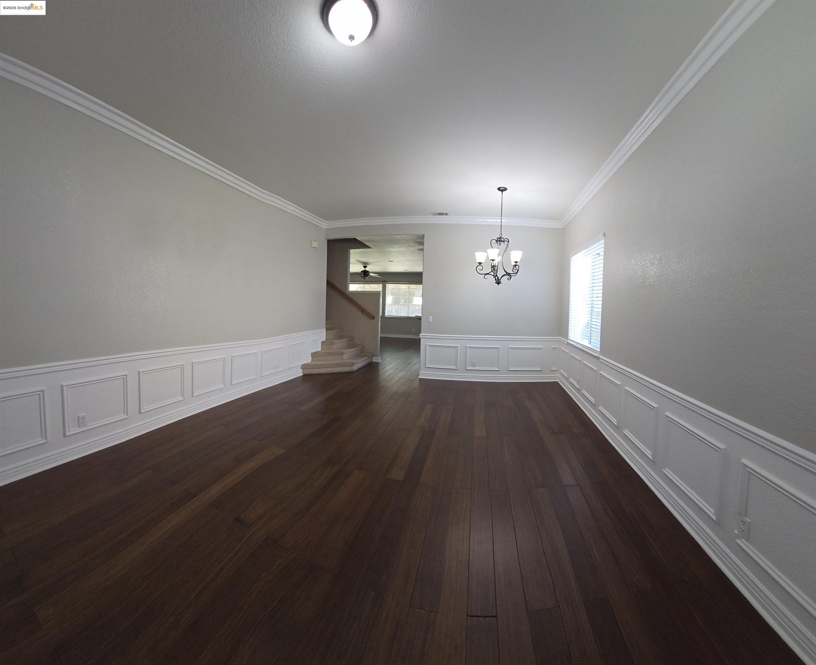 Detail Gallery Image 3 of 23 For 462 Windwood Dr, Pittsburg,  CA 94565 - 4 Beds | 3 Baths