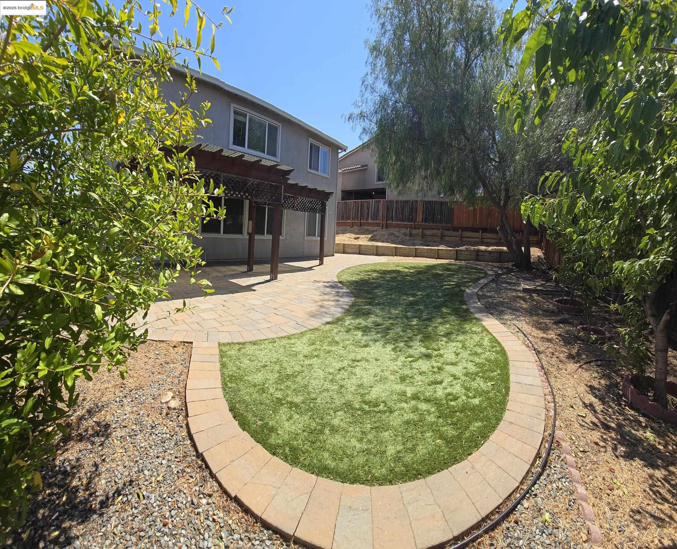 Detail Gallery Image 21 of 23 For 462 Windwood Dr, Pittsburg,  CA 94565 - 4 Beds | 3 Baths