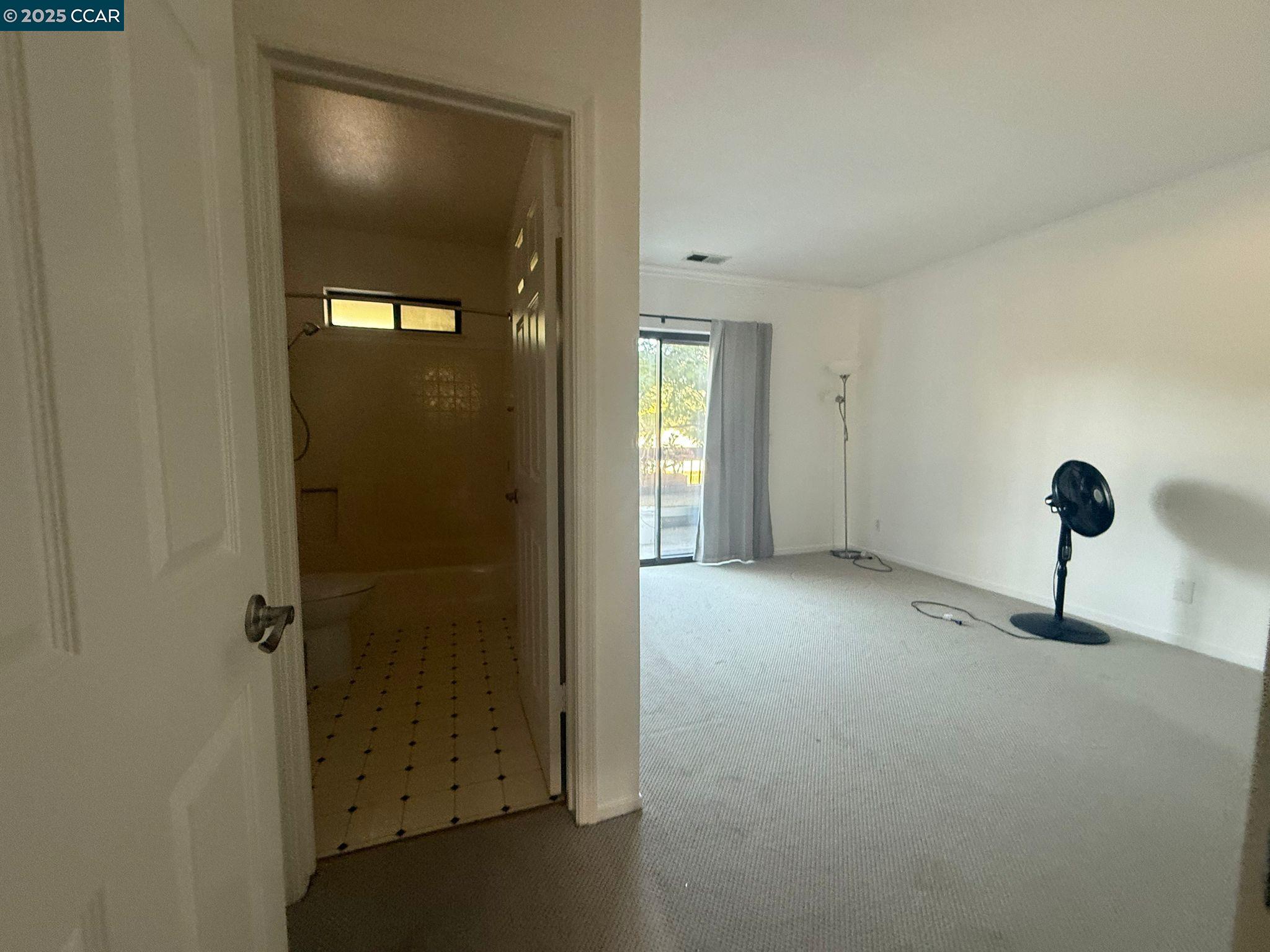 Photo #5: 41107848 Listing 